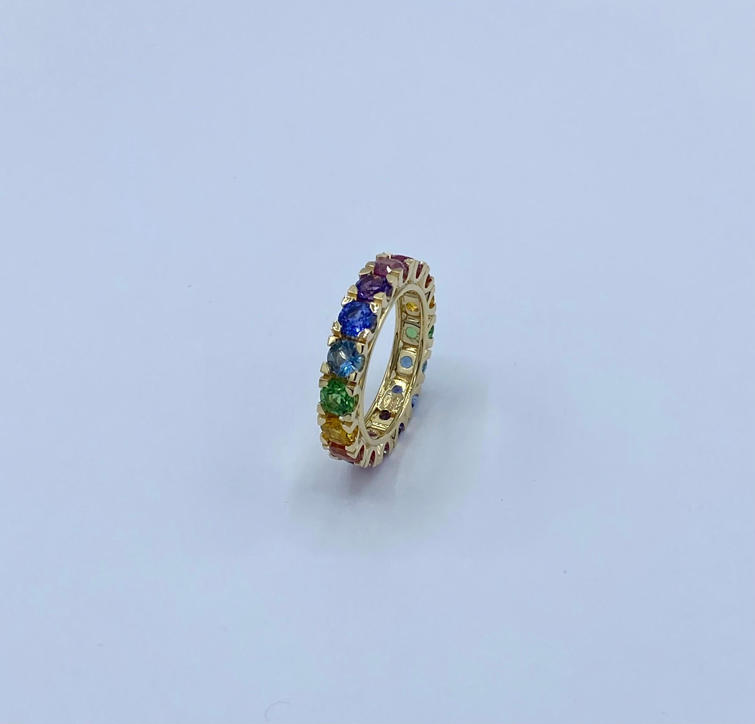 Anello Eternity oro 18Kt Zaffiro Rubino Pietre Semi preziose Rainbow In condizioni Nuovo in vendita a Bussolengo, Verona