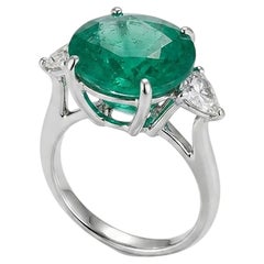 Anello fatto a mano in oro bianco 18 kt con smeraldo e diamanti