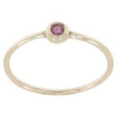 9k White Gold Round Shape Ring with Ruby
