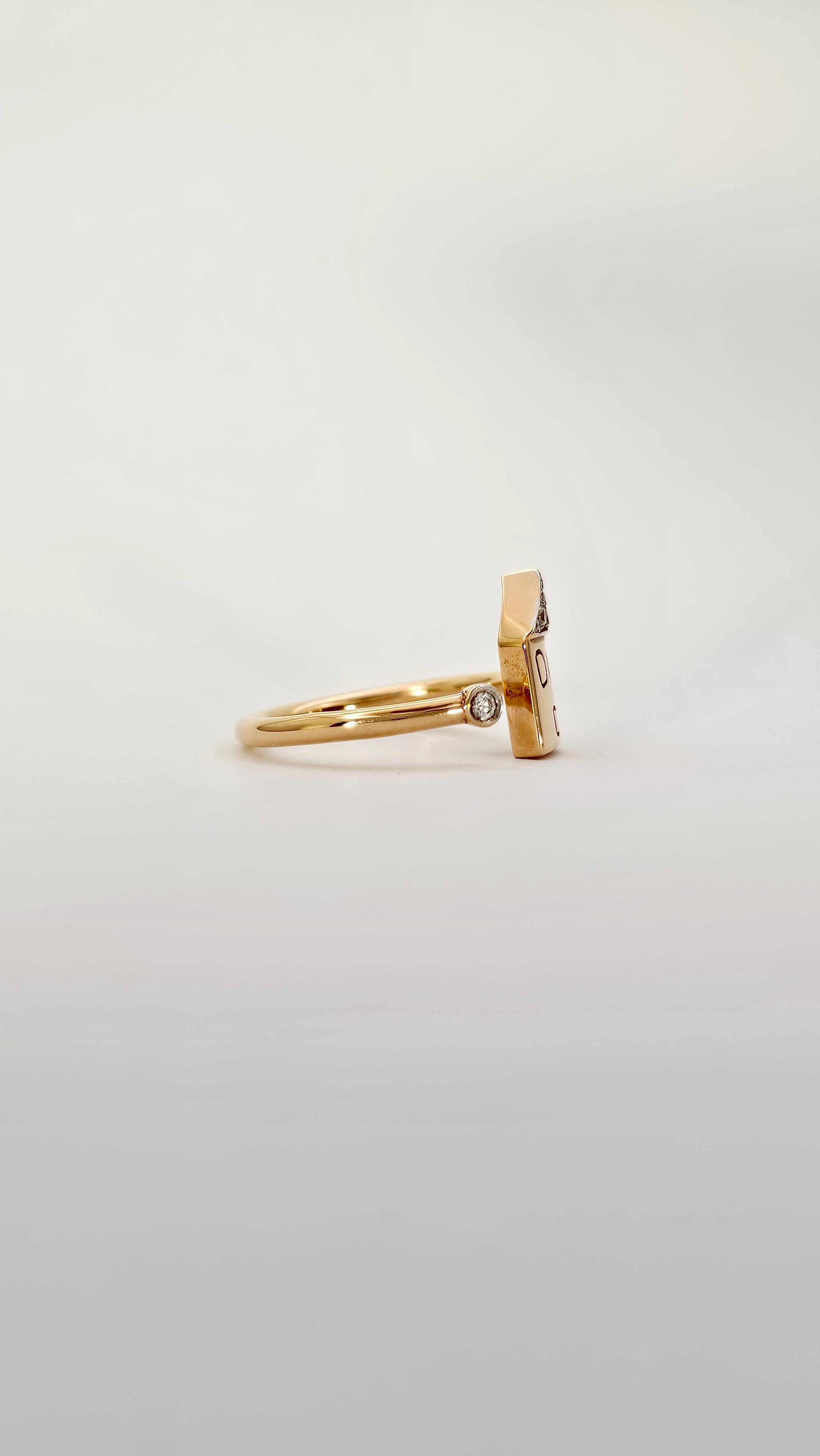 Contemporary Francesca Villa Ring in Rose Gold and Diamonds For Sale