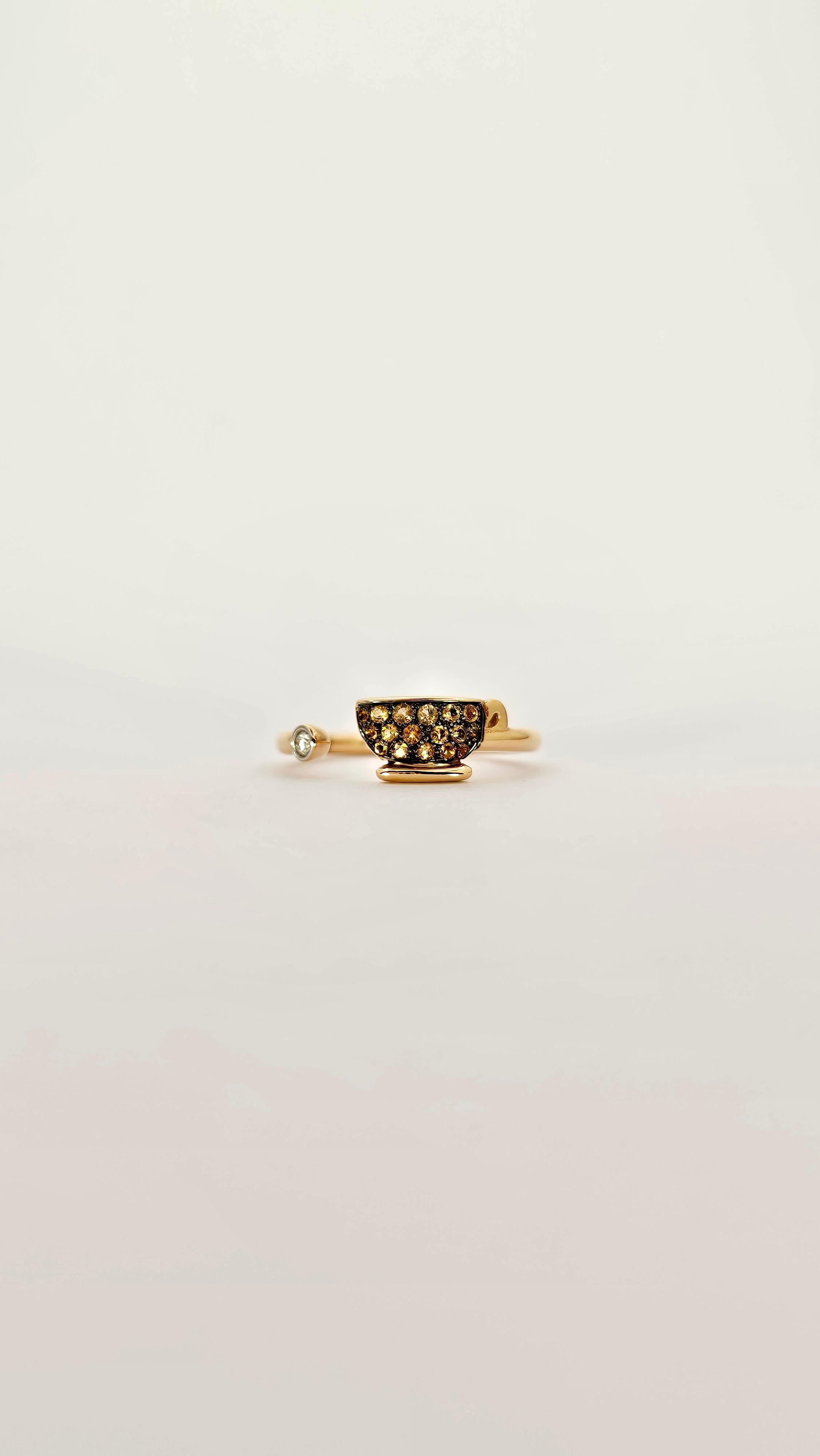 Contemporary Francesca Villa Ring in Rose Gold, Topaz and Diamond For Sale