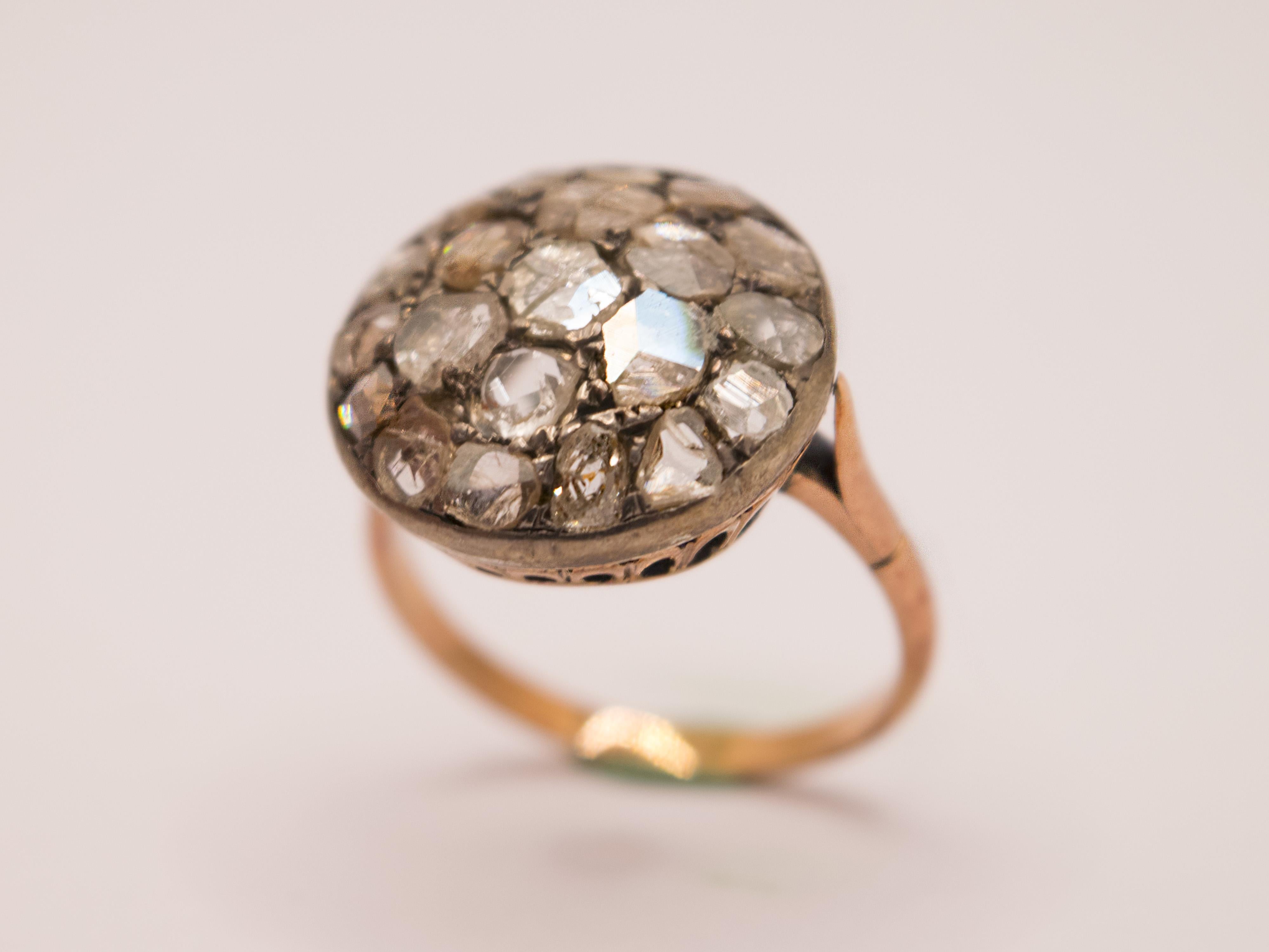 Art Déco Anello in Oro 9Kt , Argento e diamanti taglio antico in vendita