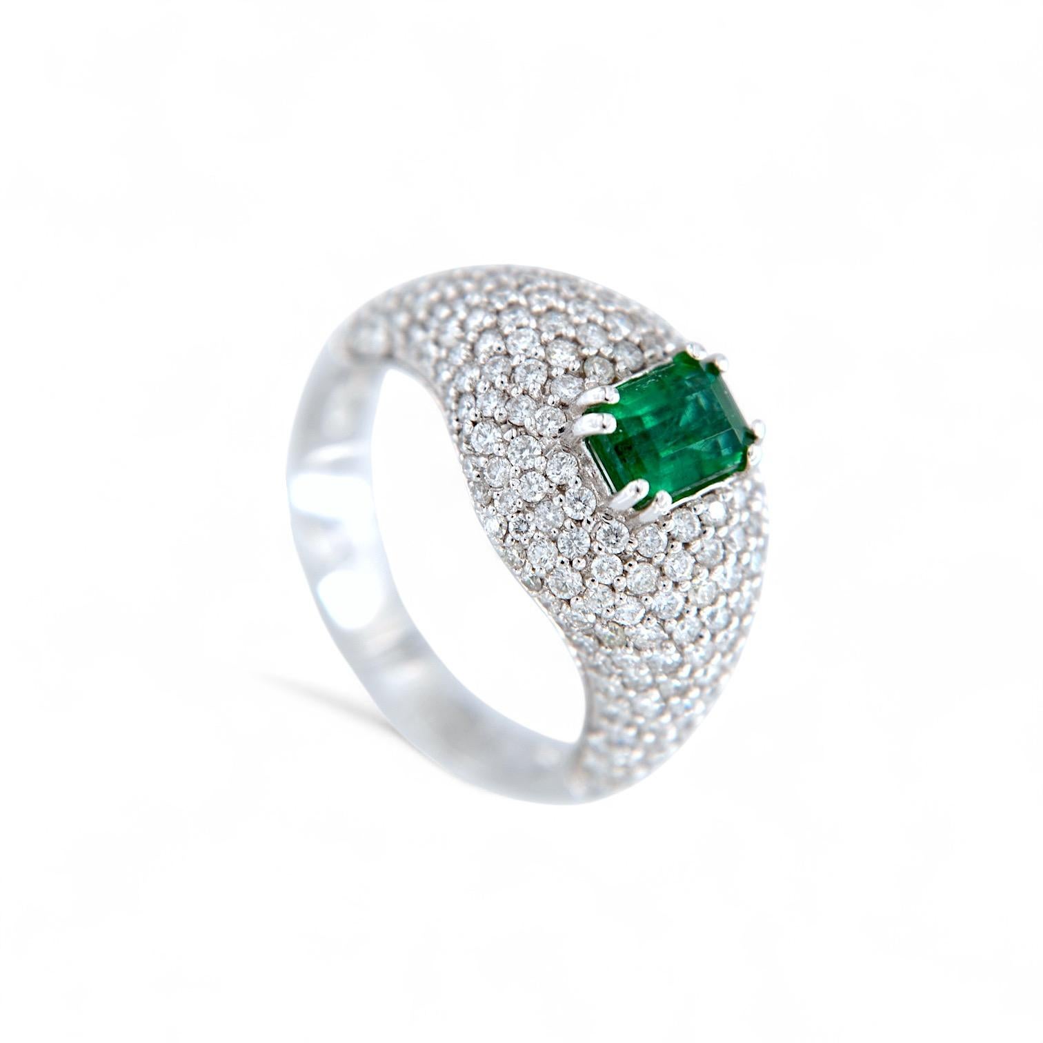 Artisan 18kt white gold ring with 1.02 ct Emerald and 1.84 ct pavé Diamonds For Sale