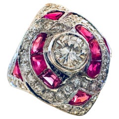 Anello in Oro Bianco con Diamanti e Rubini – Capolavoro di Lusso e Creatività