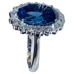 Anillo de Oro Blanco con Tanzanita 9.50 ct y Diamantes 1.45 L'Eleganza  Rareza