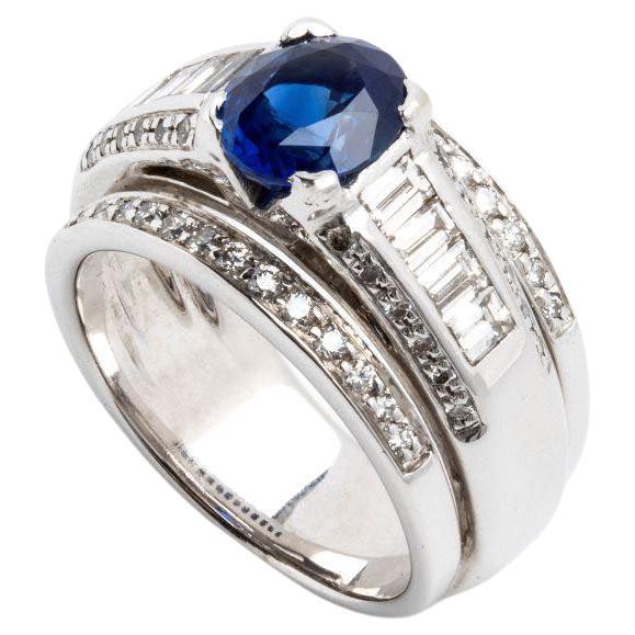Gold Ring with Diamonds and Sapphire