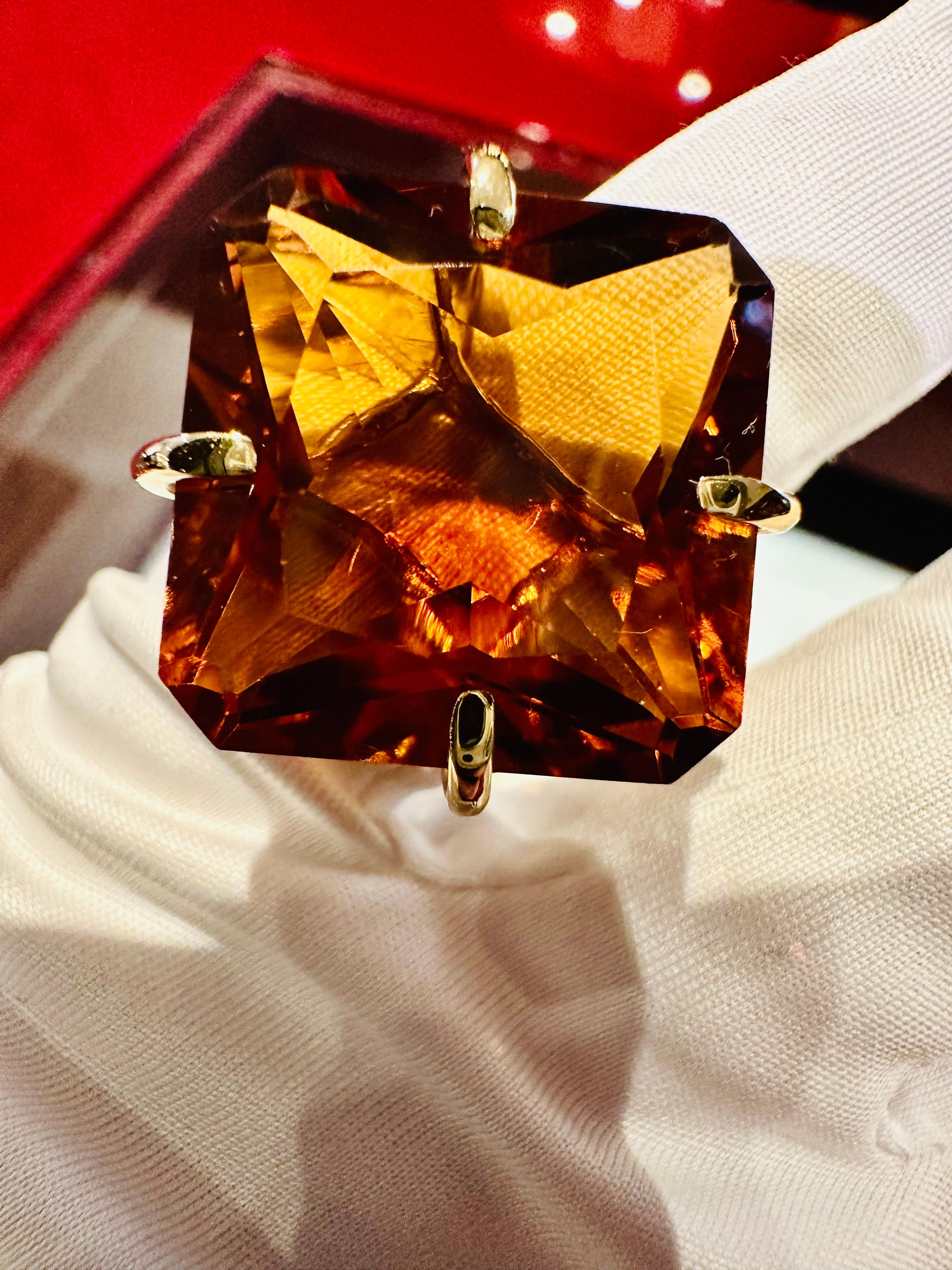 Bague en or jaune 18 carats avec topaze citrine - Majestic Exclusivity en vente 6