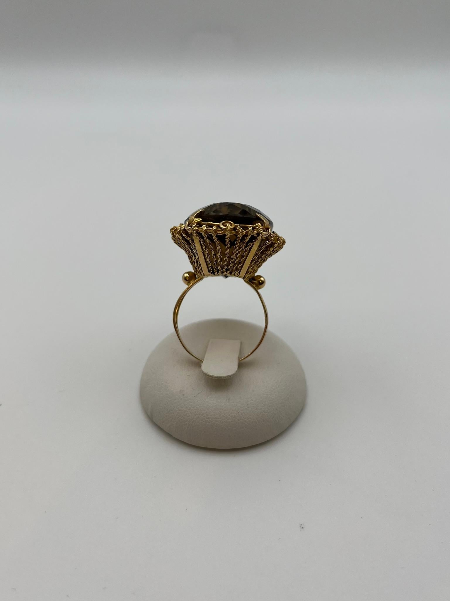 Anello in oro giallo con quarzo citrino fumè. in vendita 4