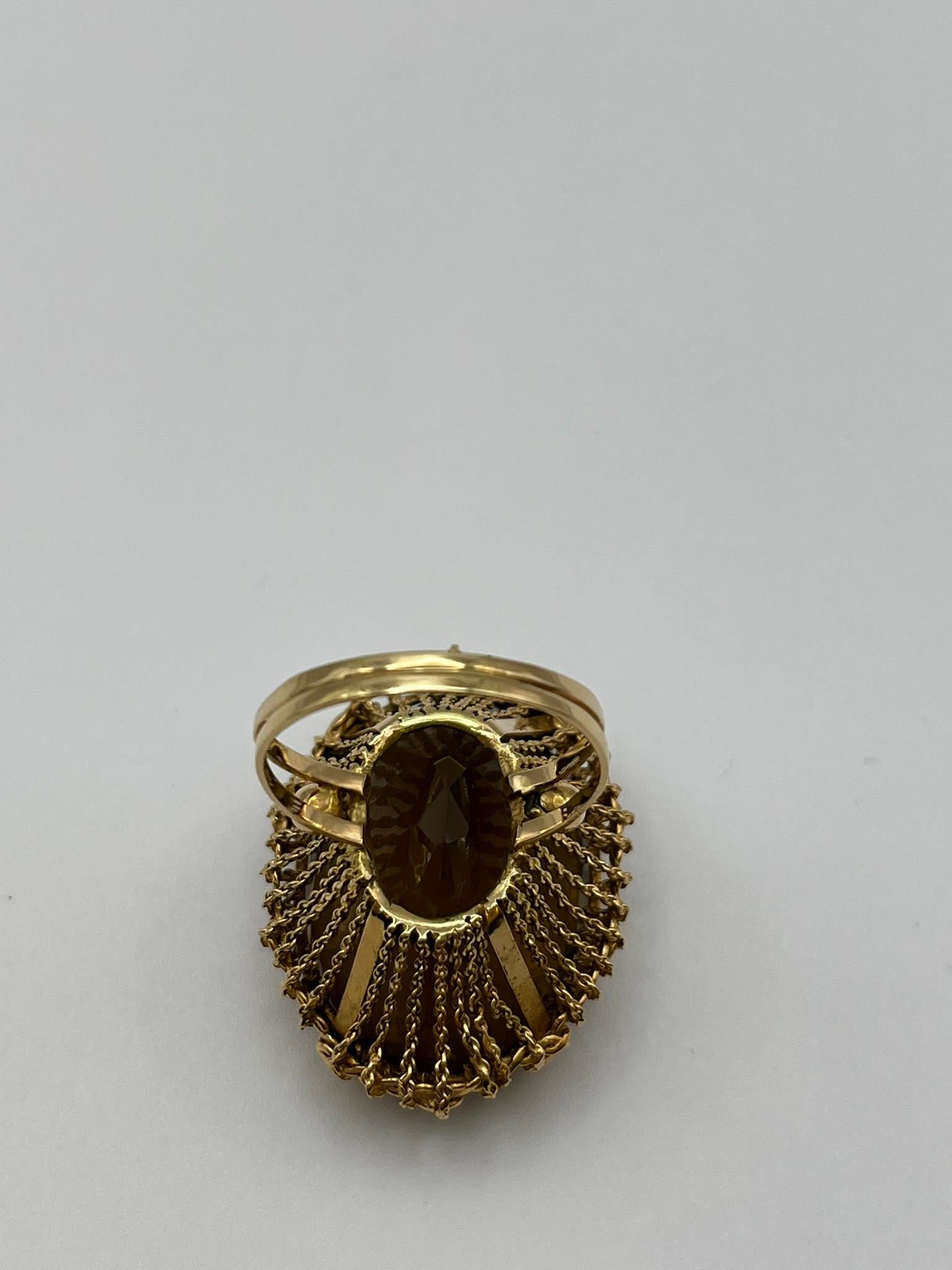 Bague en or jaune avec quartz citrine fumé. Pour femmes en vente