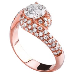 18K Rose Gold Ring with White Diamonds and Central Diamond (1.05ct)