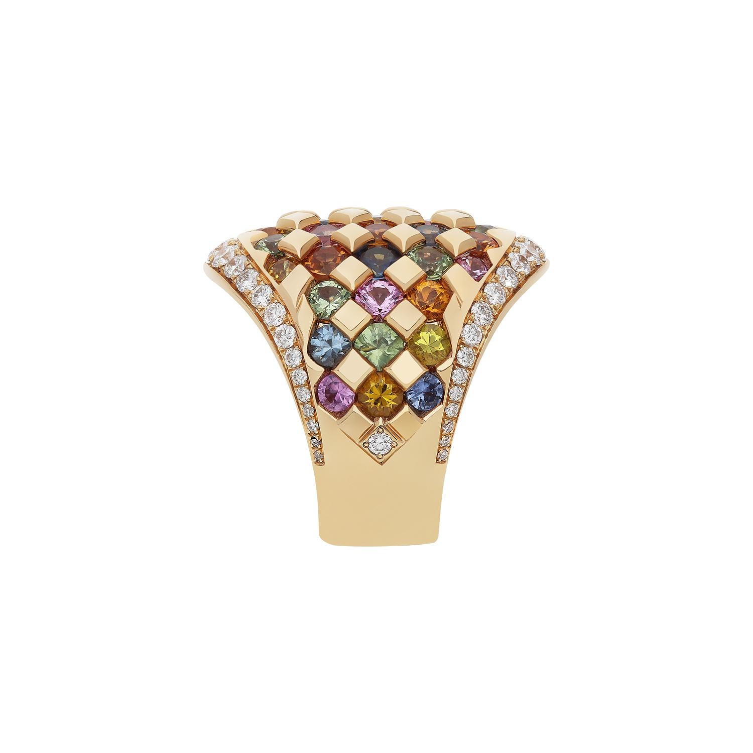 Contemporain Bague en or rose 18 carats avec diamants blancs et saphirs multicolores en vente