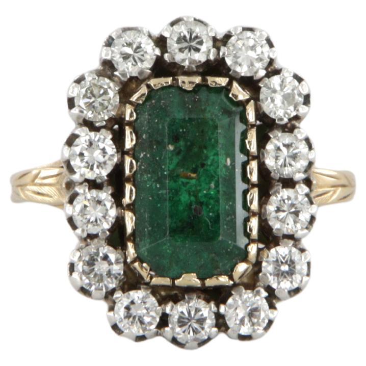 Anello in stile antico con diamanti e smeraldo da ct 3.4 in oro 18kt e argento For Sale