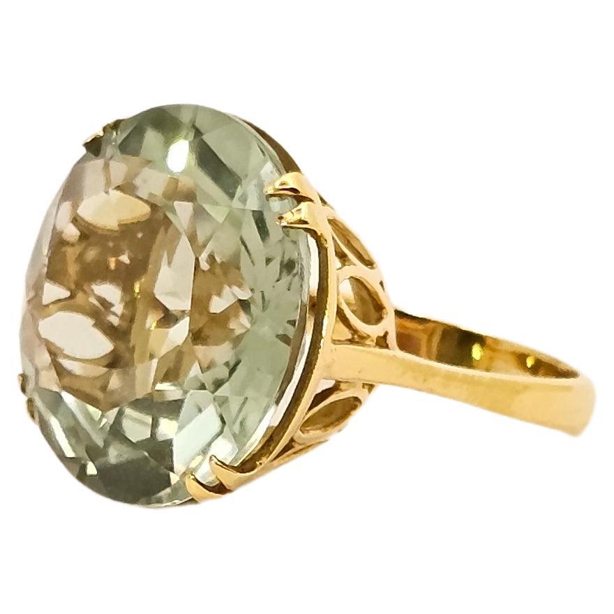 Retro Style Ring in 18 Kt Yellow Gold and Green Amethyst ( Prasiolite ) For Sale