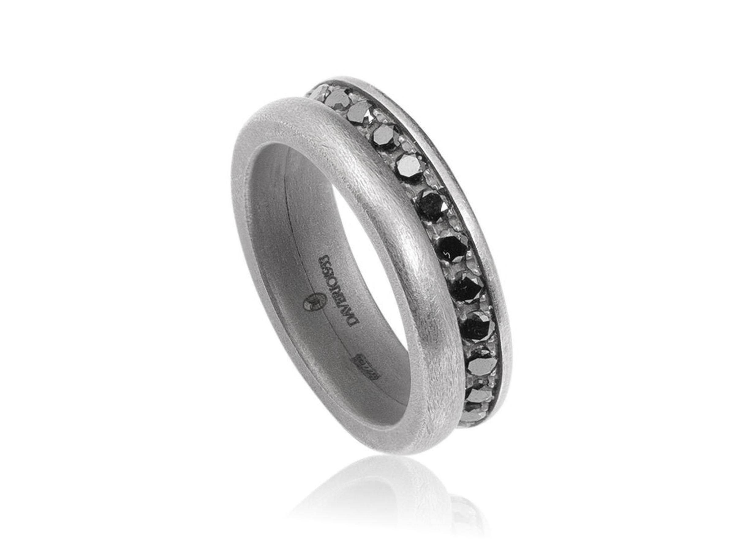 Anillo de titanio y diamante negro en Nuevo estado para la venta en Bergamo, IT