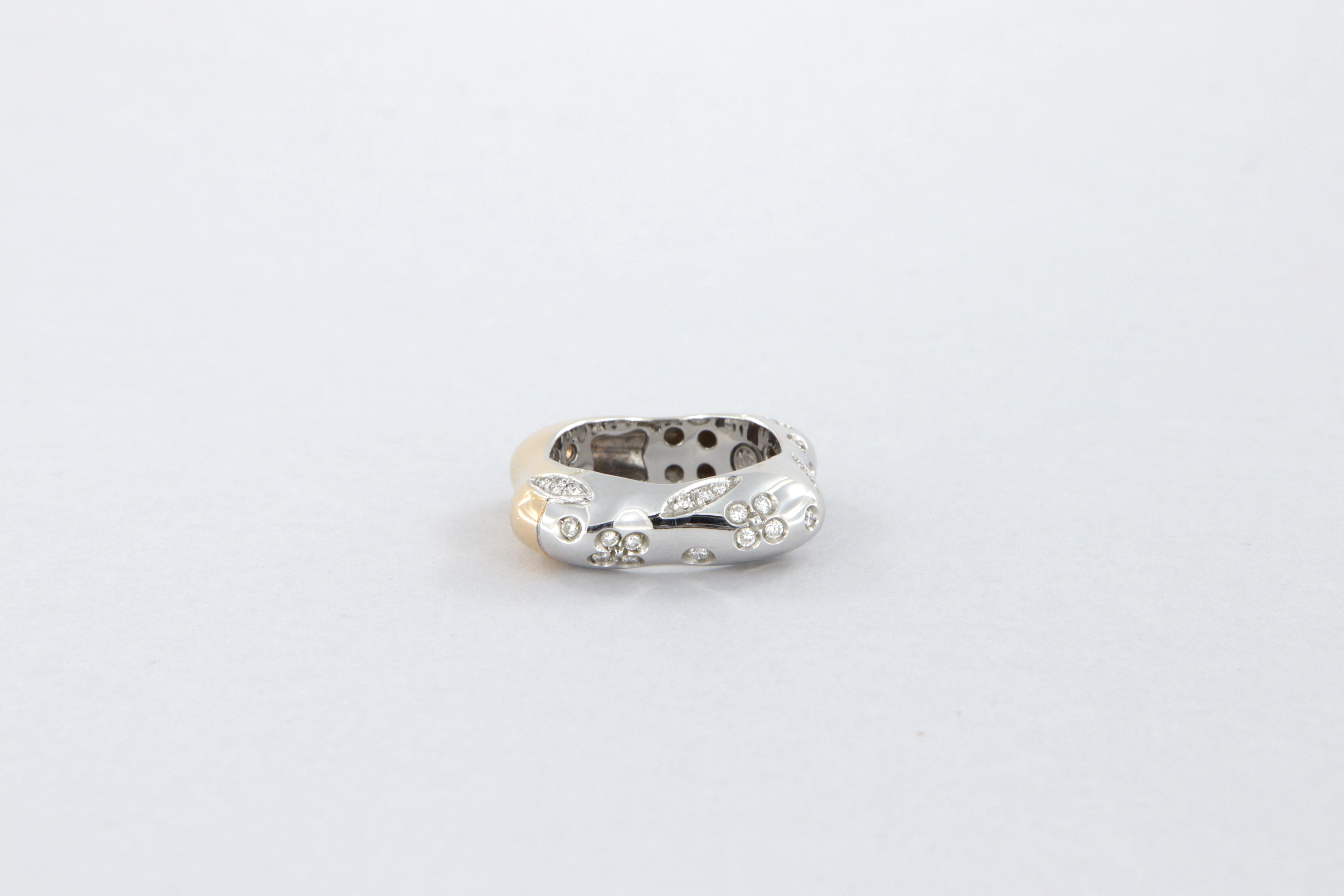 La Nouvelle Bague ring with diamonds in gold 5
