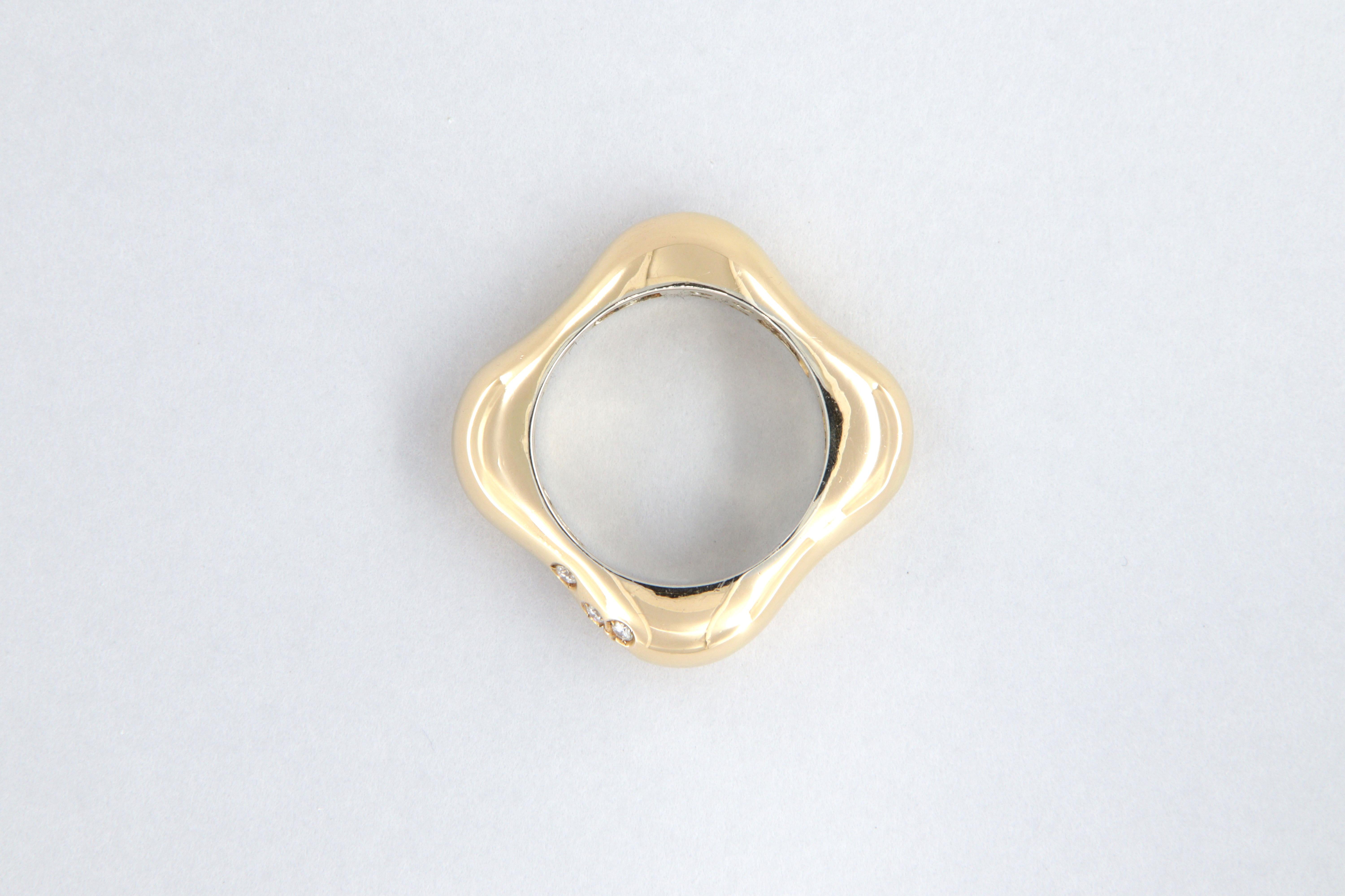 La Nouvelle Bague ring with diamonds in gold In New Condition In Perugia, IT