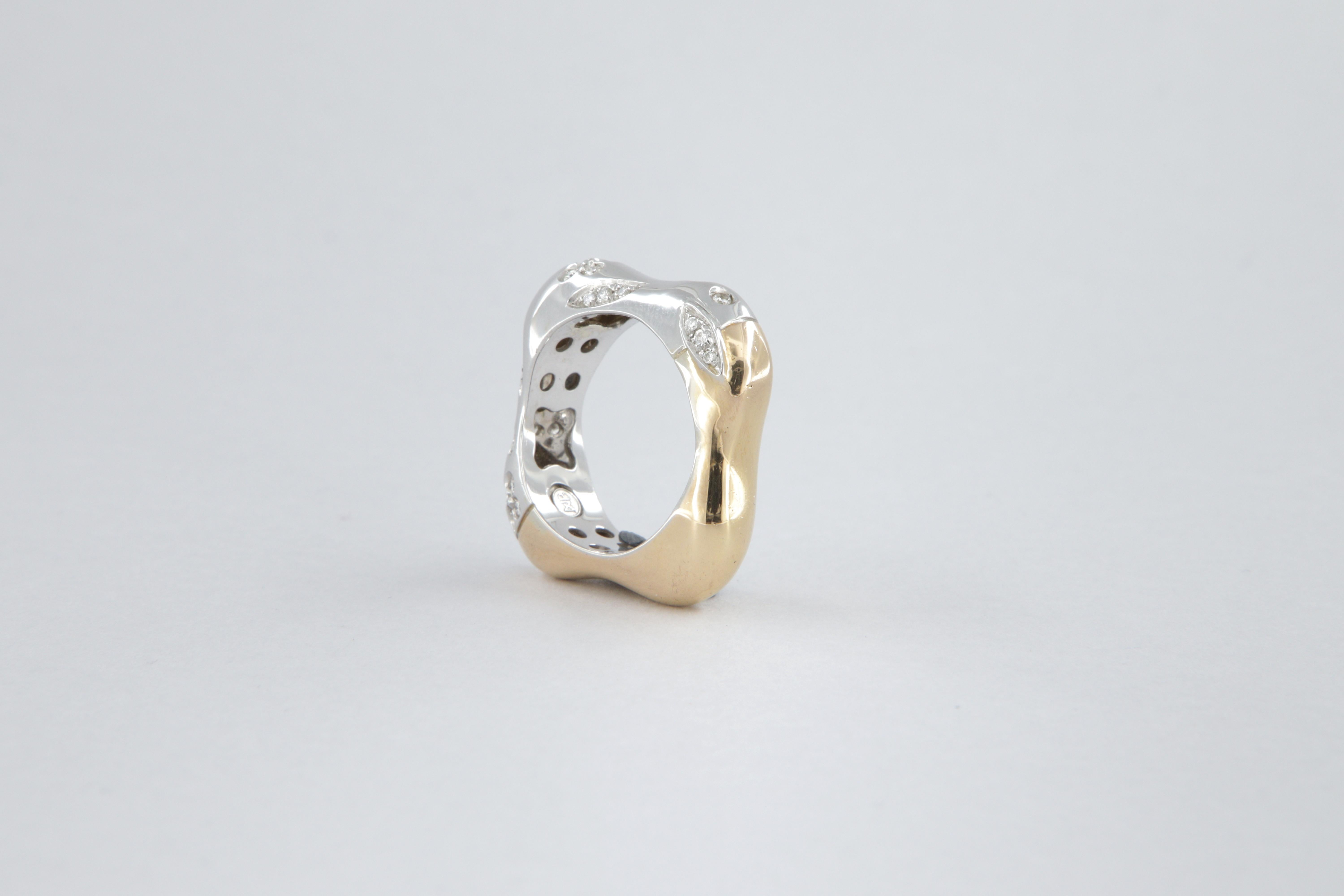 Women's La Nouvelle Bague ring with diamonds in gold