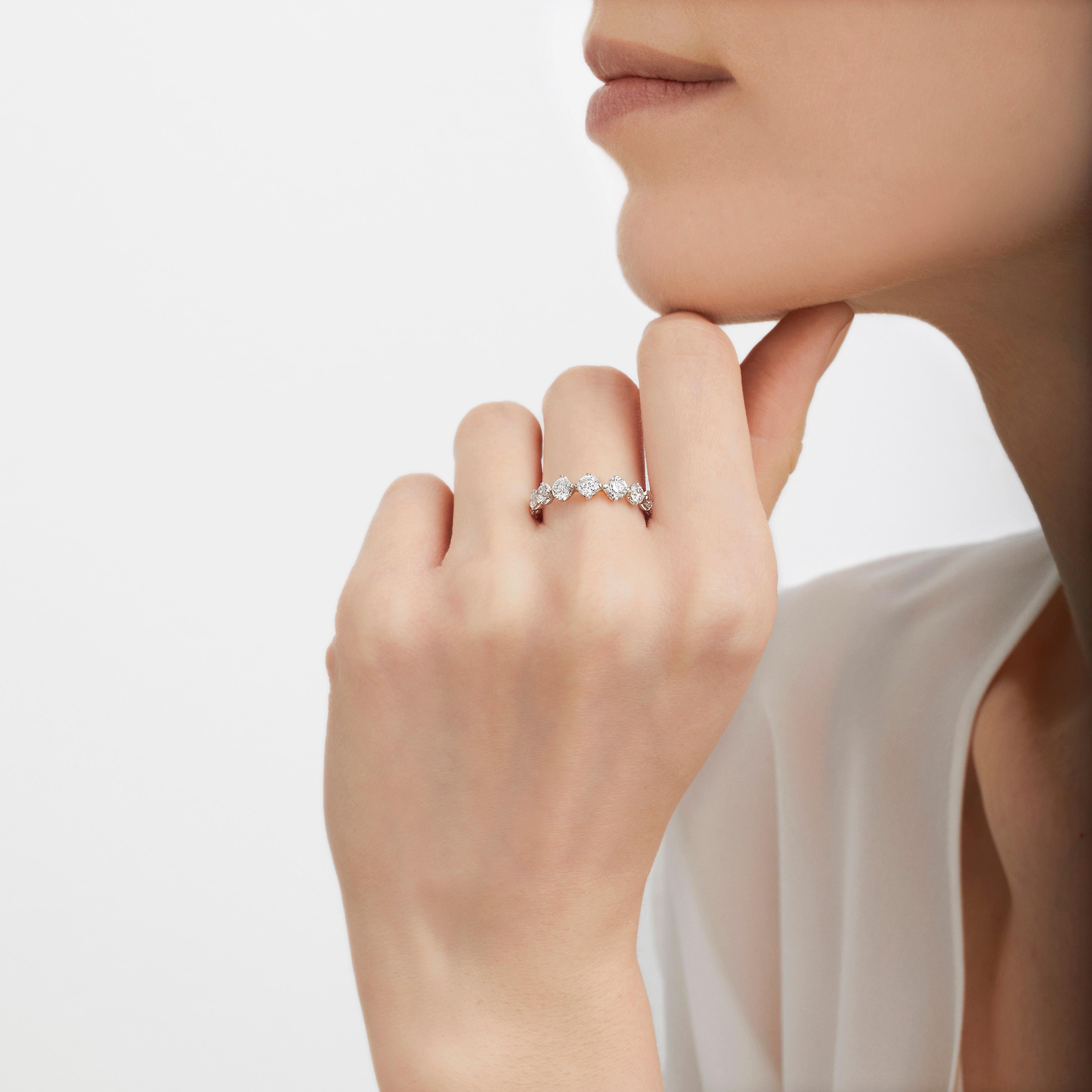 Brilliant Cut LIGHT ring in white gold and brilliant-cut diamonds For Sale