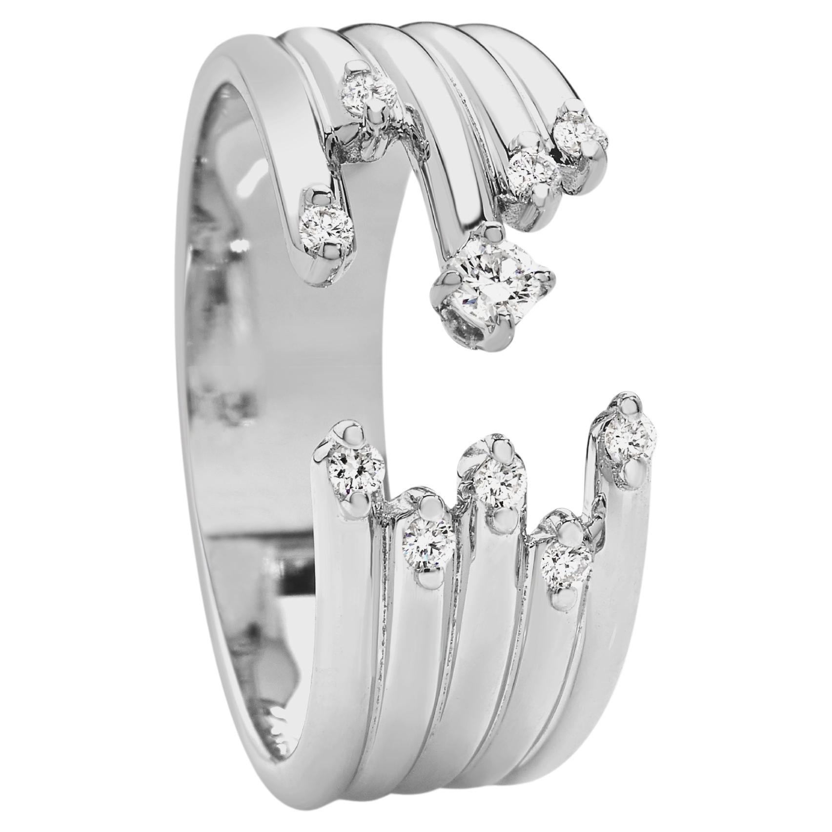 Anillo moderno de oro blanco de 18 kt con diamantes, hecho a mano en Italia en venta