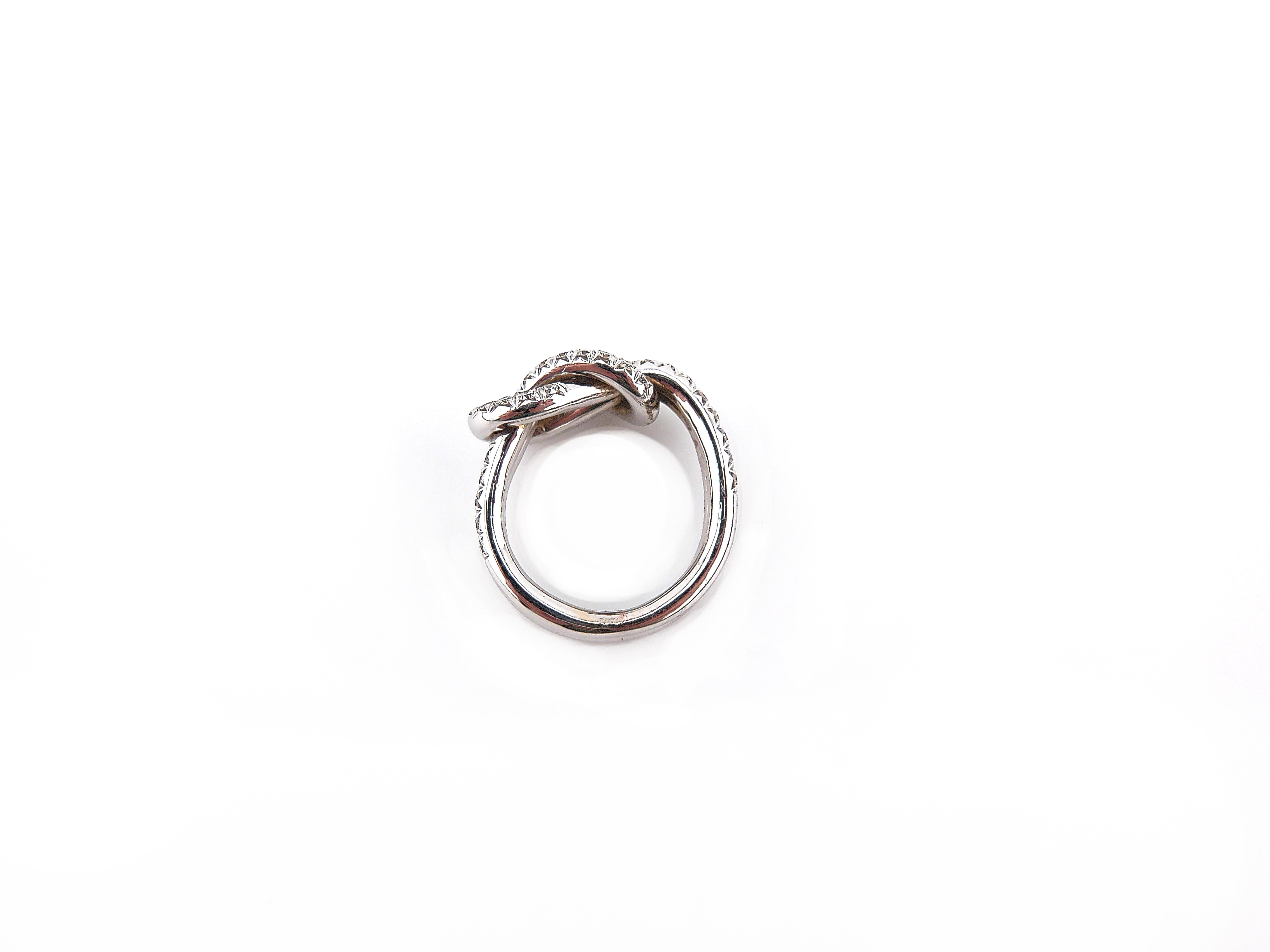 9 kt white gold knot ring and brilliants ct. 1.03 In New Condition For Sale In Bari, IT