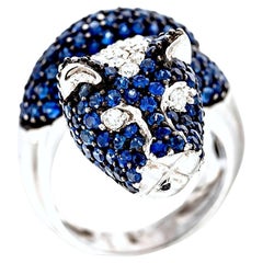 Panther ring in 18Kt white gold with 5.00 carats of brilliant-cut sapphires