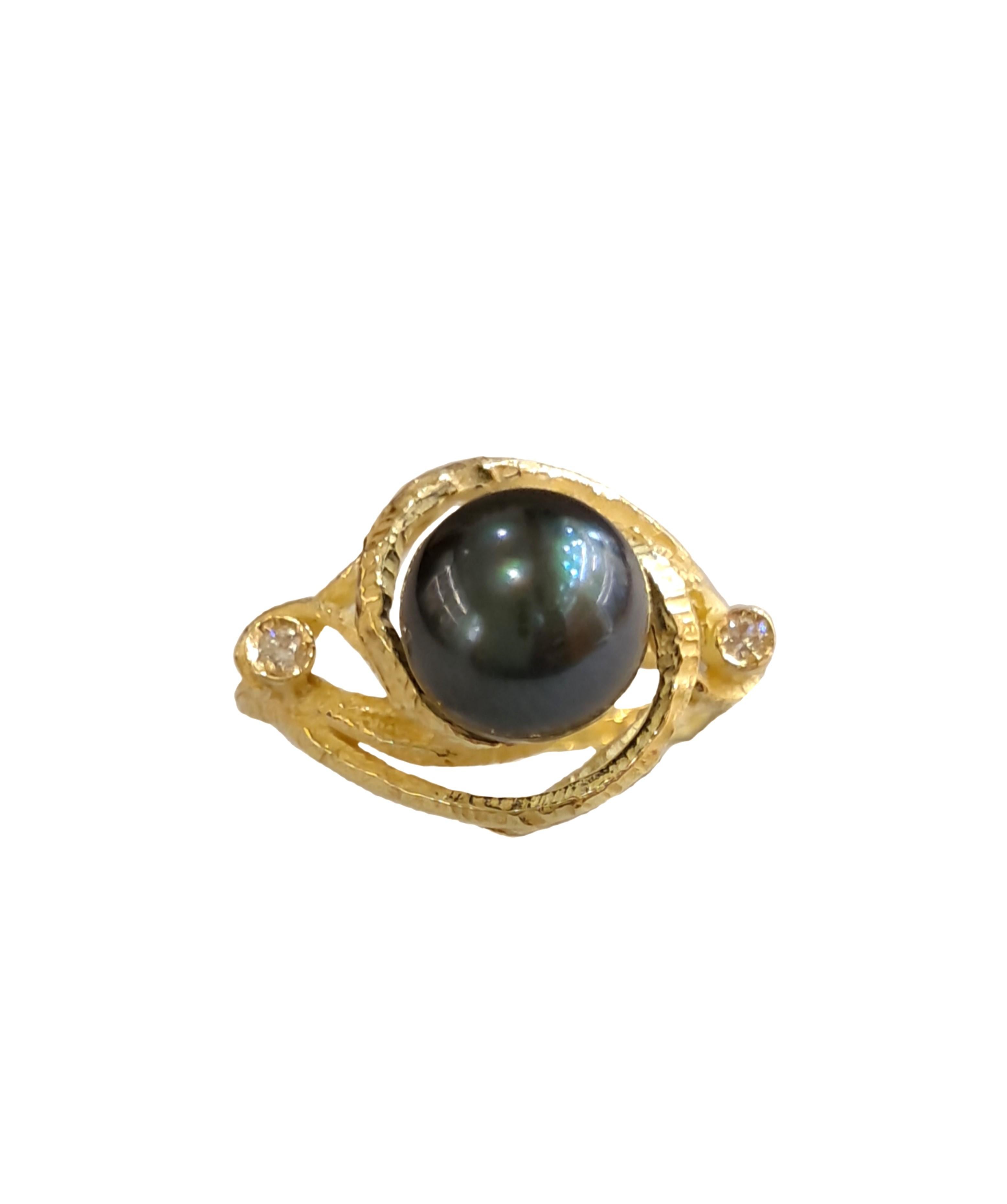 En vente :  Bague Sacchi en or 18k et diamants avec perles noires 3