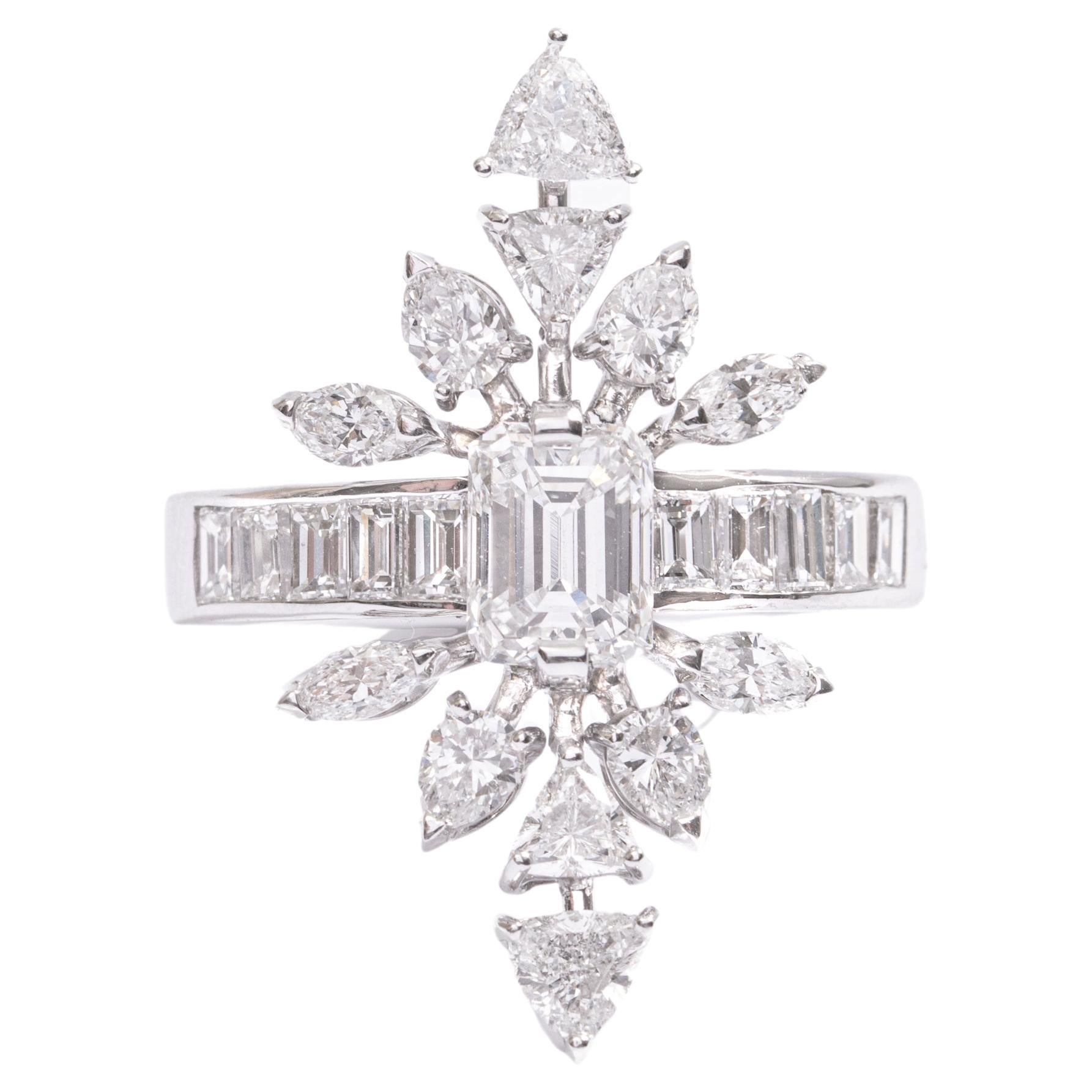 Anello Principessa Oro Bianco 18 kt Diamante Centrale da 1.08 Carati Gvs1