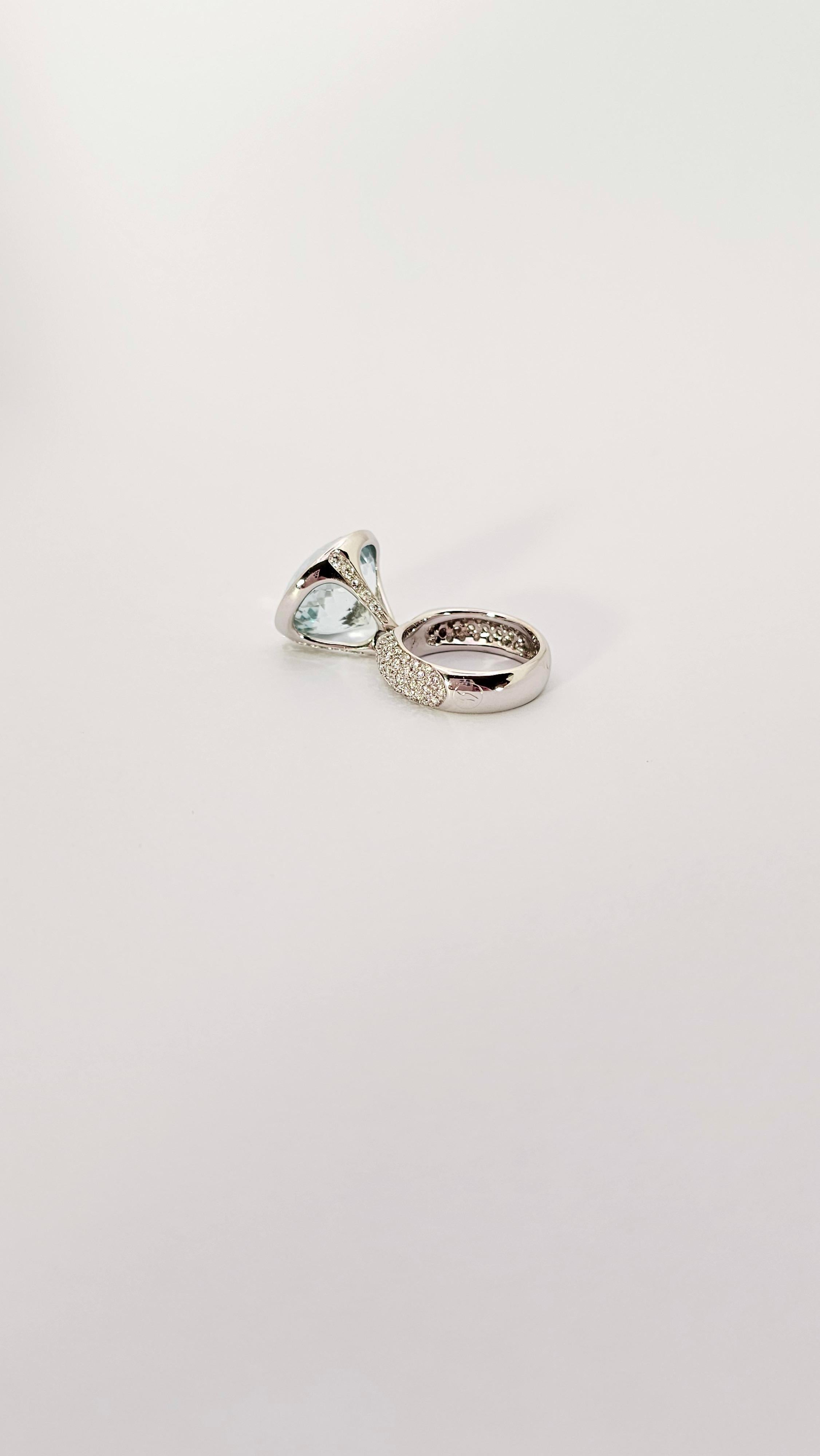 Rinaldo Gavello ring with 18.5 Ct Aquamarine Pendant in White Gold and Diamonds In New Condition For Sale In Cattolica, IT