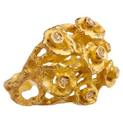 Bague Sacchi en or jaune satiné 18k avec diamants Collection "Bouquet