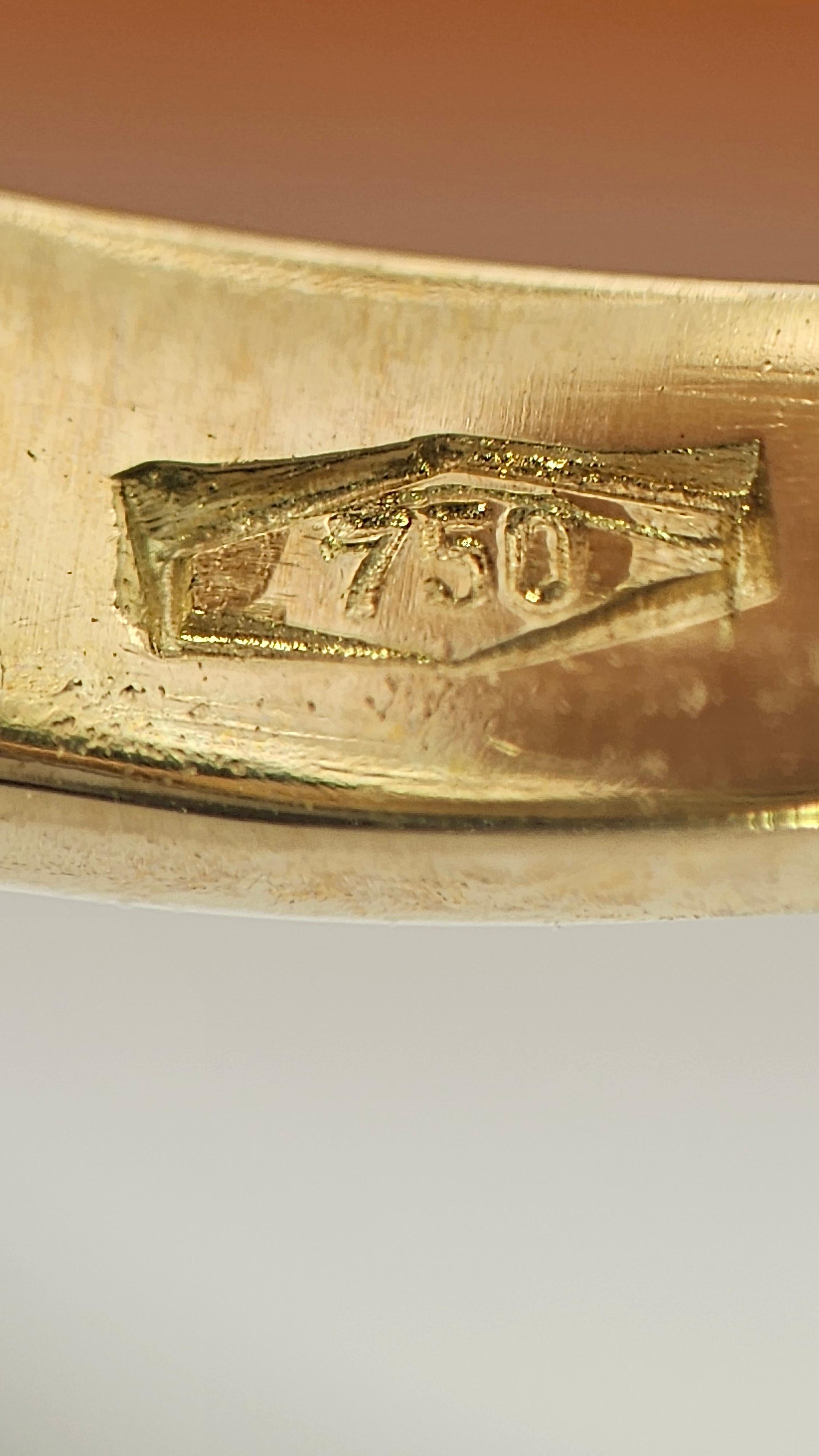 1970 Solitaire Ring in 18 Kt Yellow Gold and Diamonds Ct 0.77 For Sale 1