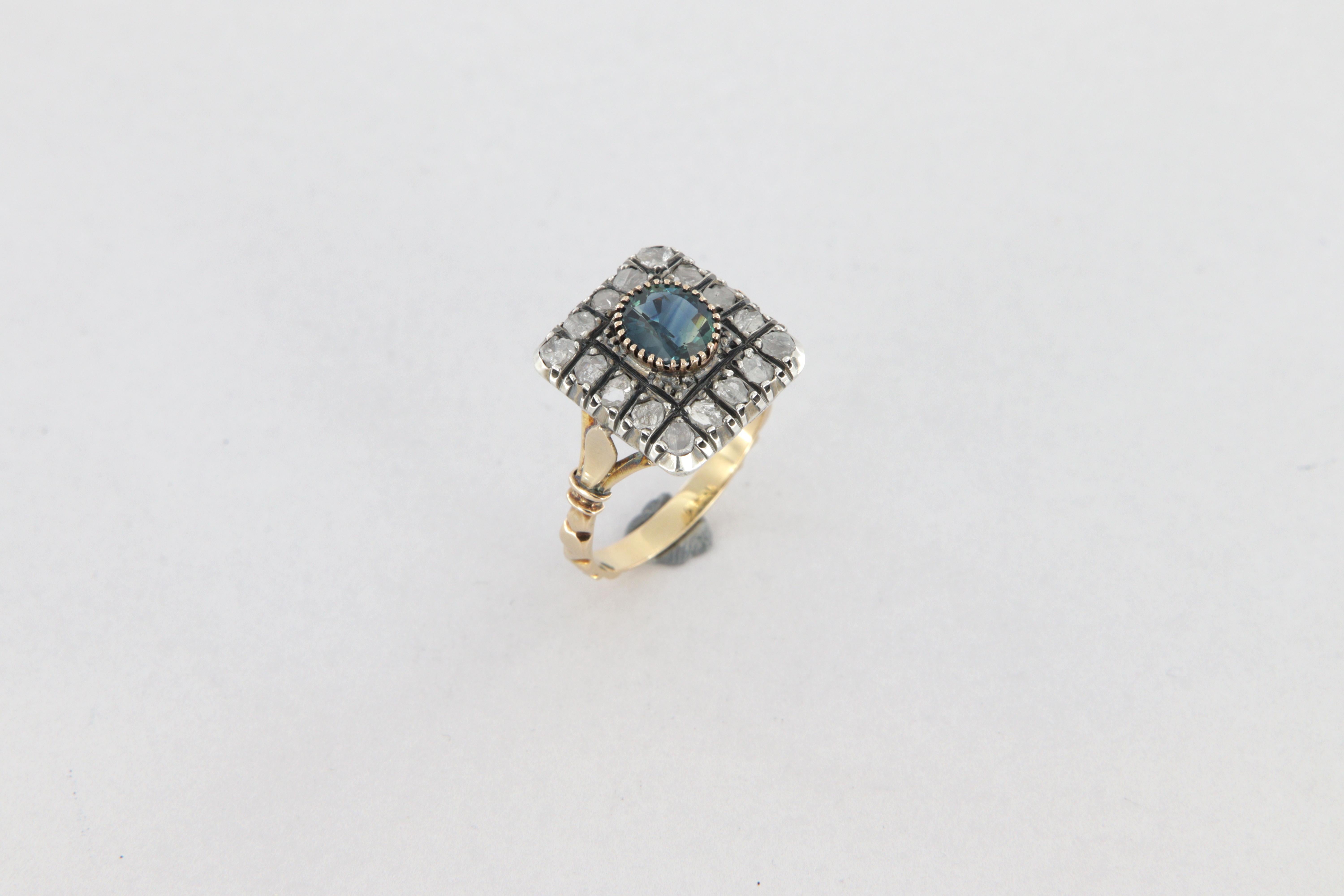 Bague de style antique en or et argent avec diamants et saphir ovale ct. 2.02 en vente 5