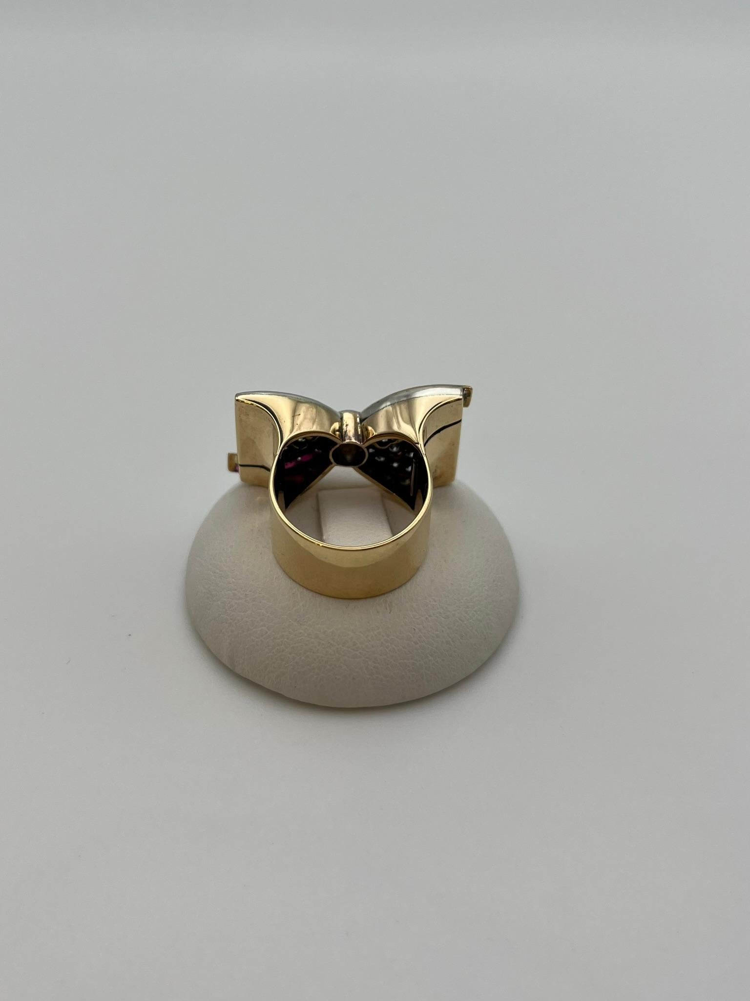 Anello stile retrò in oro ed argento con rubini e diamanti in vendita 6