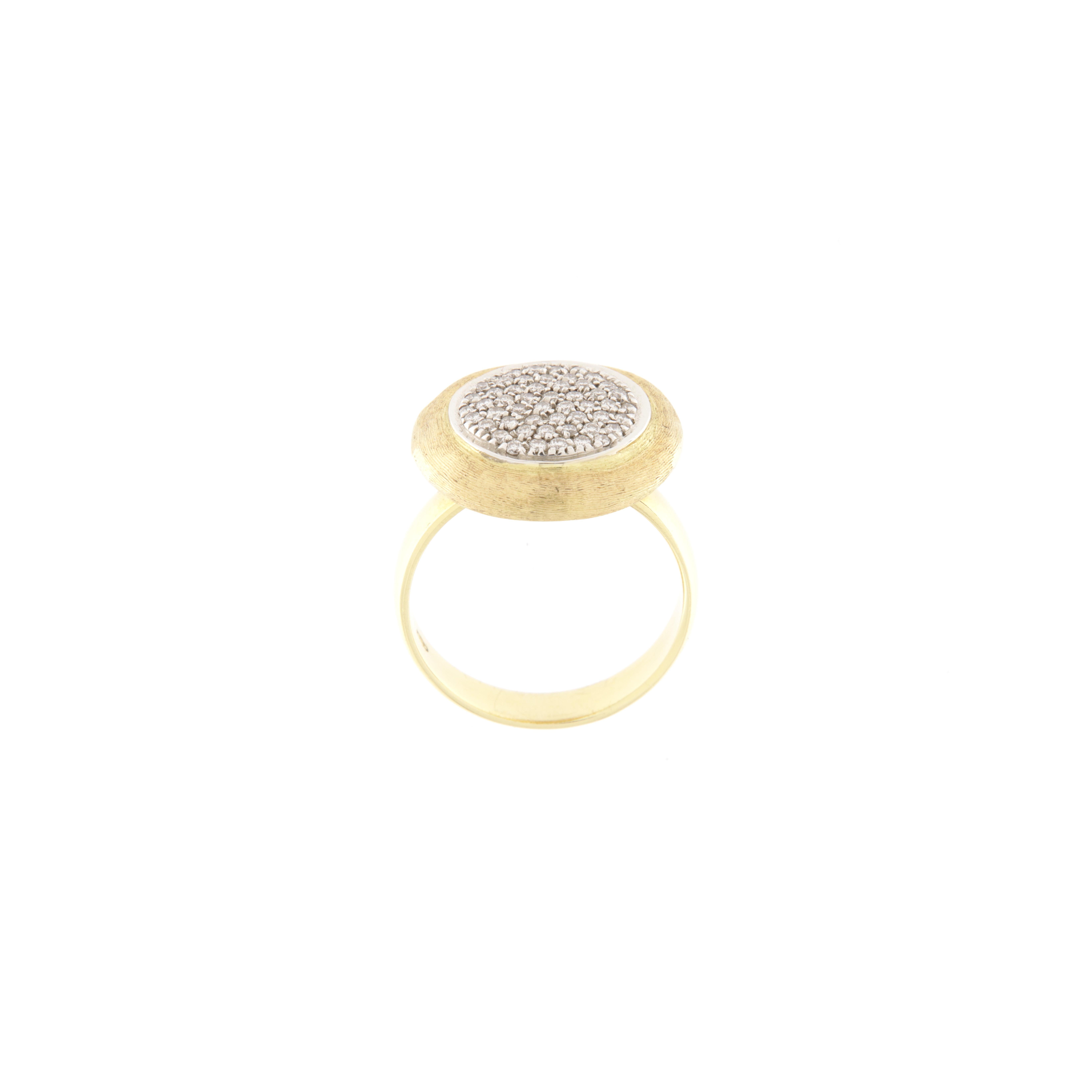 Brilliant Cut Satin yellow gold patch ring with brilliants ct. 0.42 For Sale