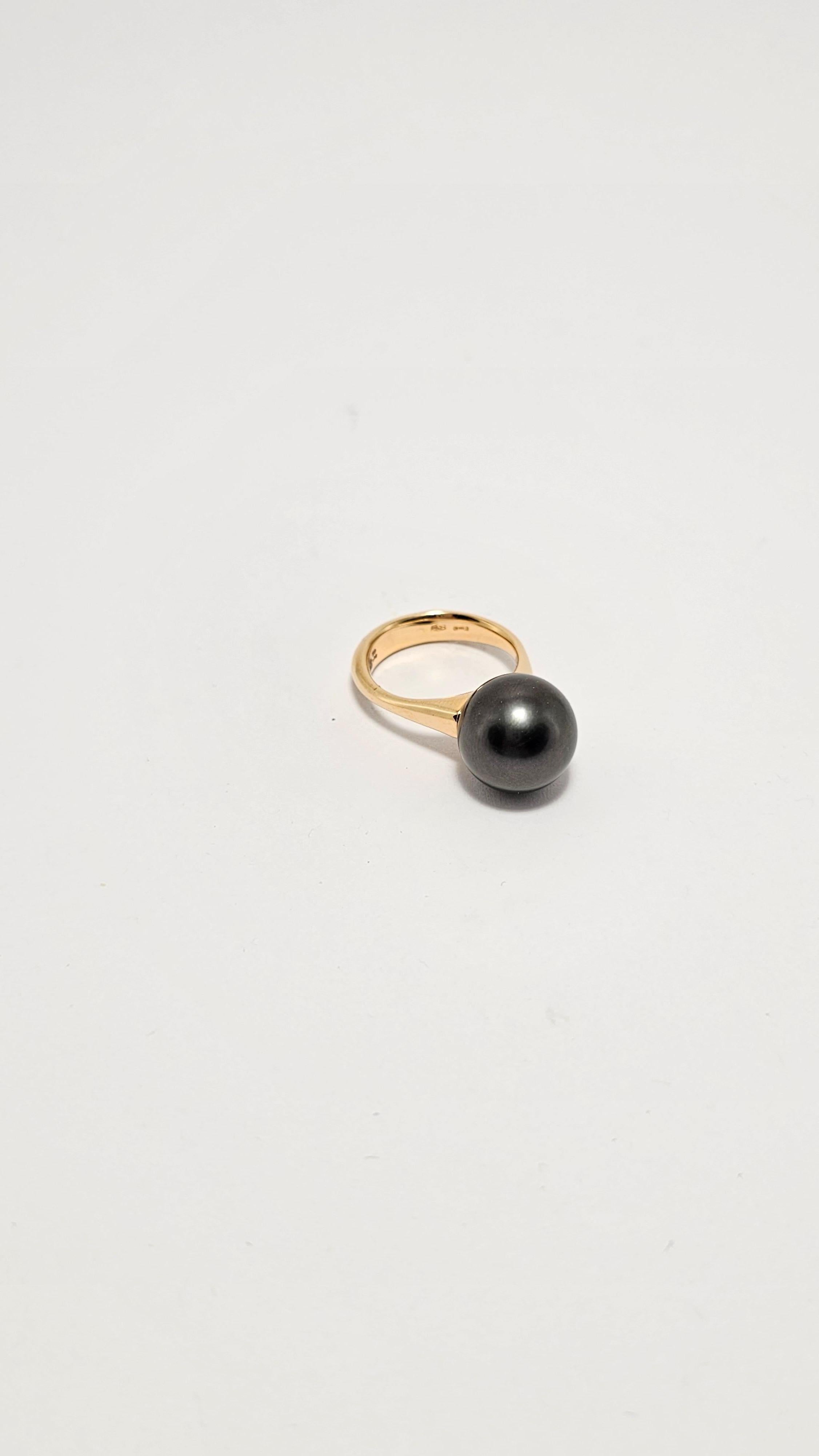 Round Cut Utopia Ring with Tahitian Pearl Kt 14.91 in 18kt Rose Gold For Sale