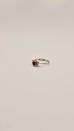 1960s Vintage Ring in White Gold, Diamonds and Ruby