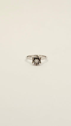 Vintage 1950s Ring in 18kt White Gold and Diamonds