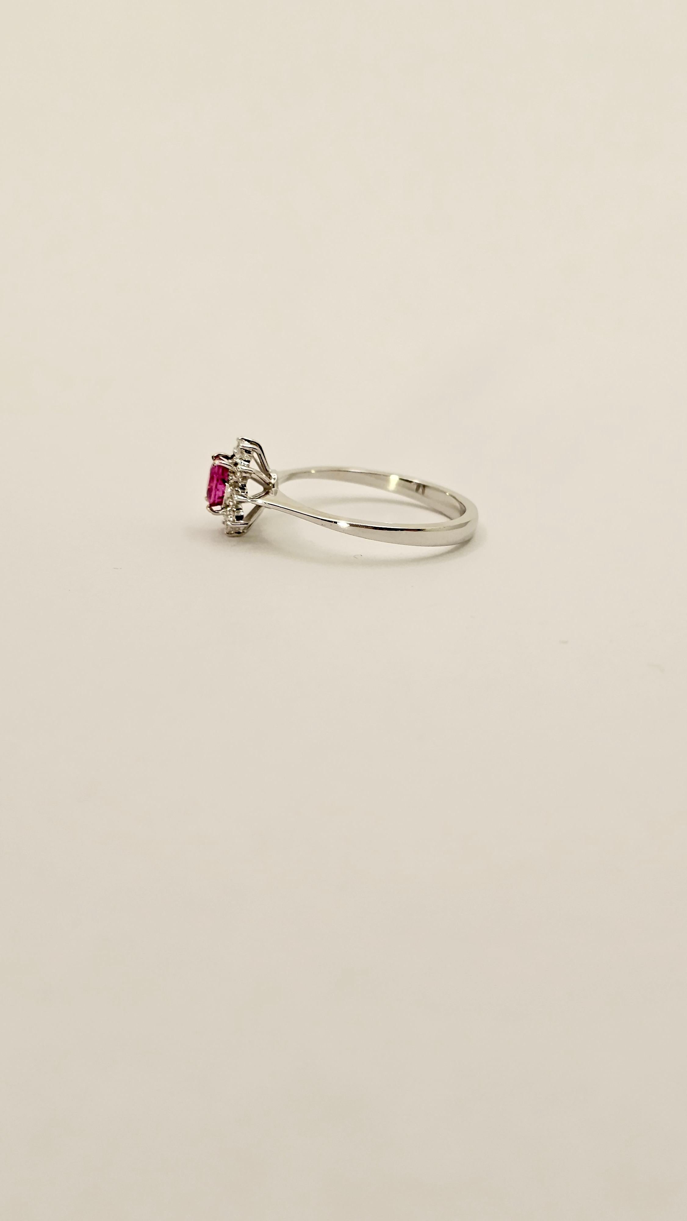 Art Nouveau Vintage Ring in White Gold, Diamonds and Ruby For Sale