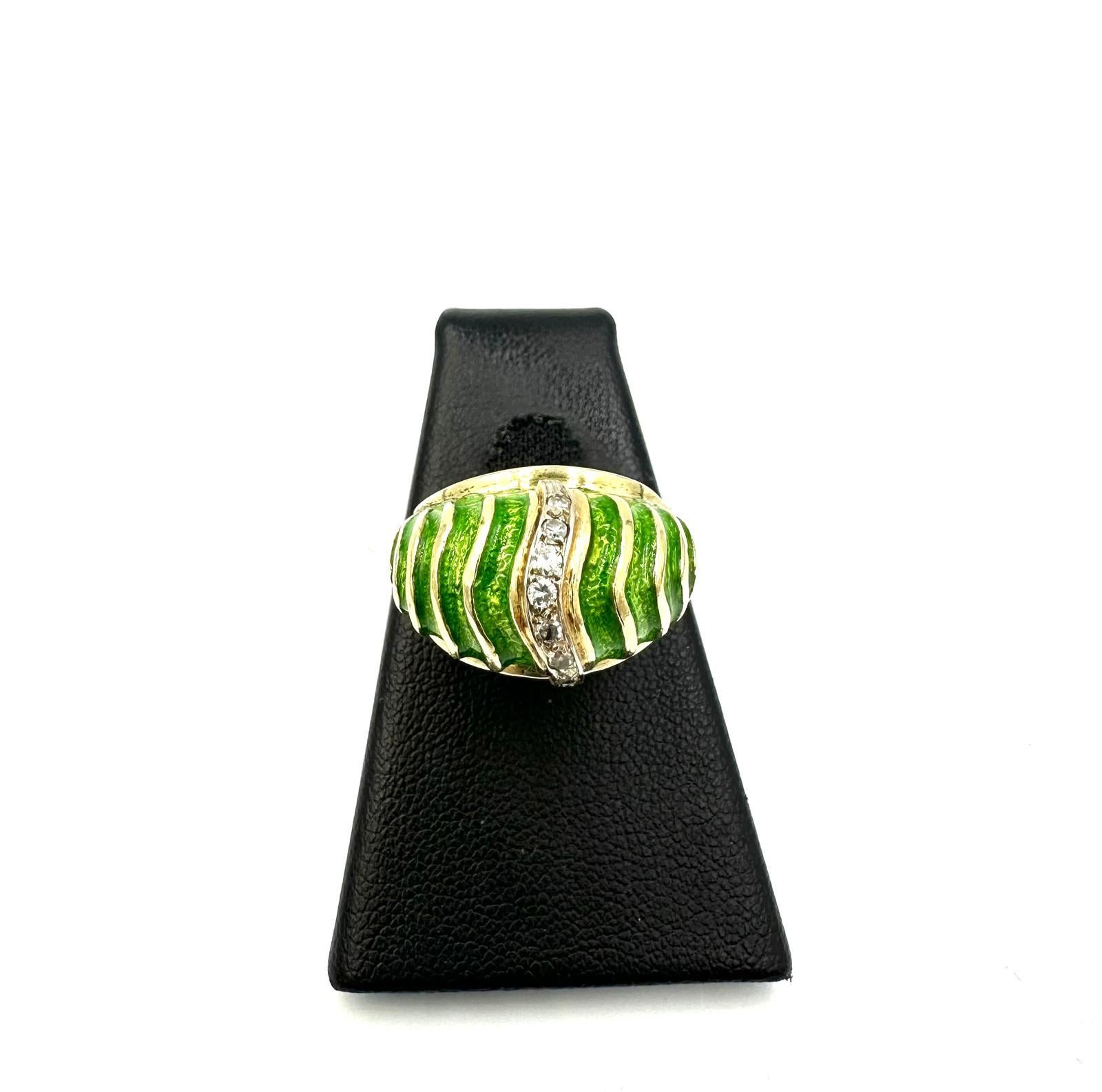 Optischer Ring im Vintage-Stil aus 14 Karat Gold mit Diamanten und grüner Emaille (Retro) im Angebot