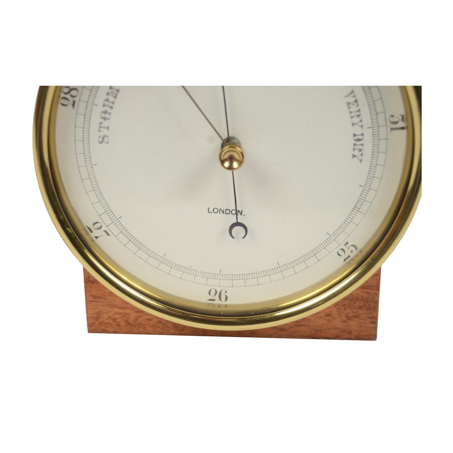 Aneroid Barometer of Brass and Glass English Manufacture of the 1920s 1