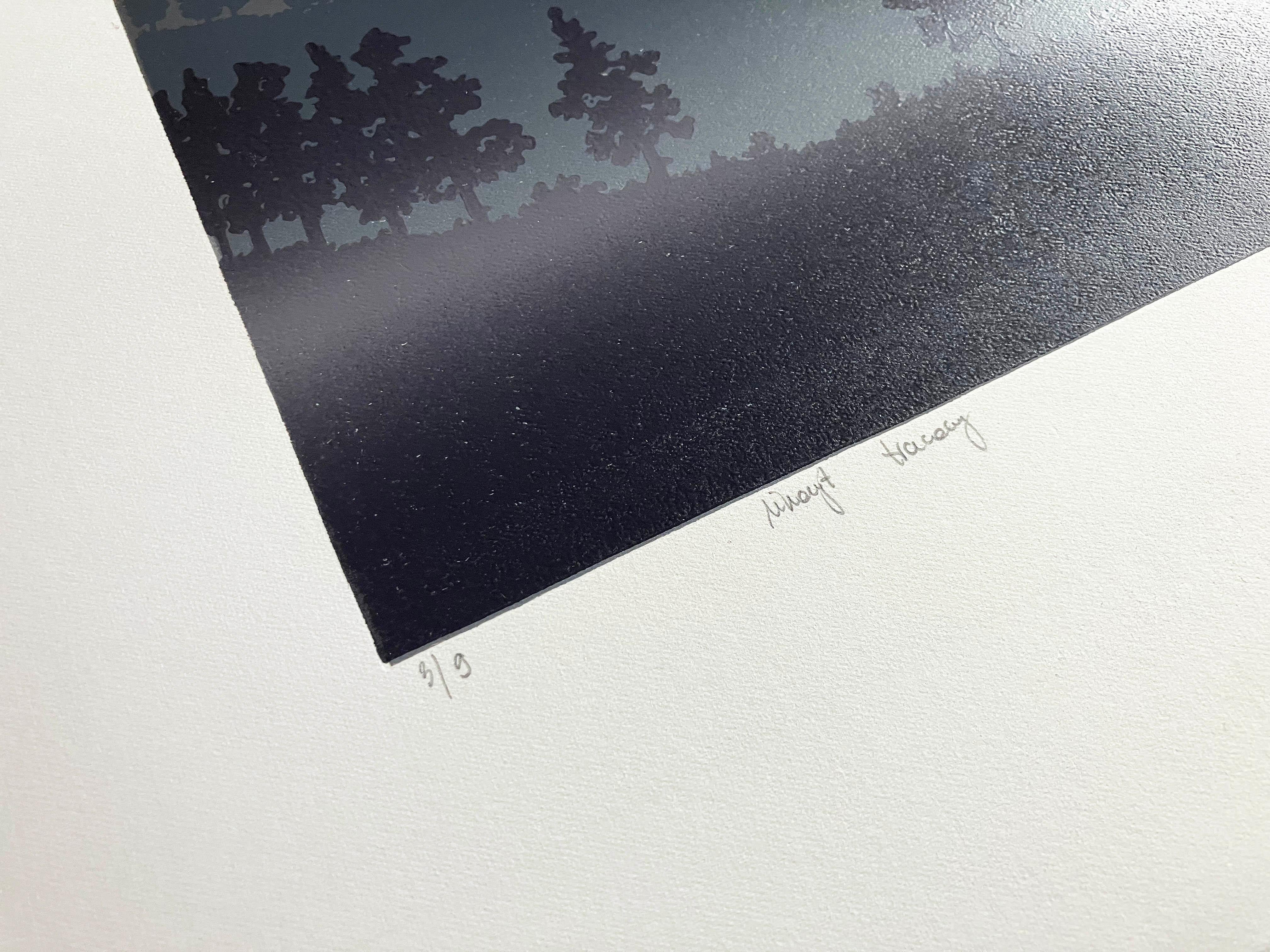 Envuelto en niebla , me levanto - Linograbado hecho a mano, Impresión Única 3/9 - Print Contemporáneo de Aneta Szoltis-Mencina