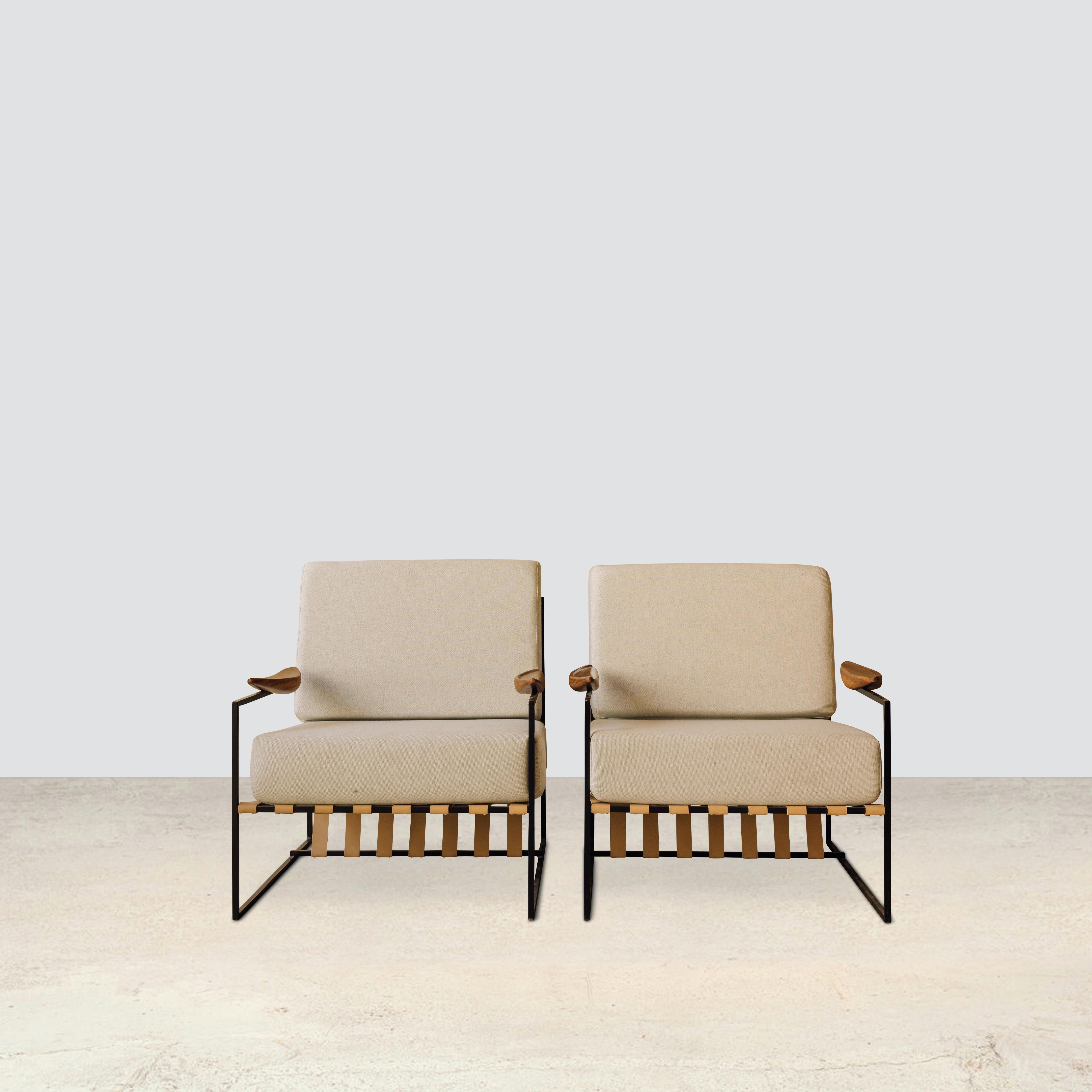 Anette armchair
By Jorge Zalszupin 1960

Originally designed in the 1960s, this armchair is named after Jorge Zalszupin's wife, Annette. Only a few prototypes were made at the time until finally being re-edited in 2014.

Provenance
Brasilian