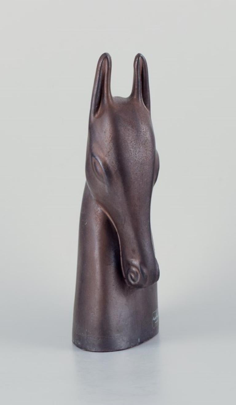 Anette Edmark, artista sueca de cerámica contemporánea. Cabeza de caballo. Sueco en venta