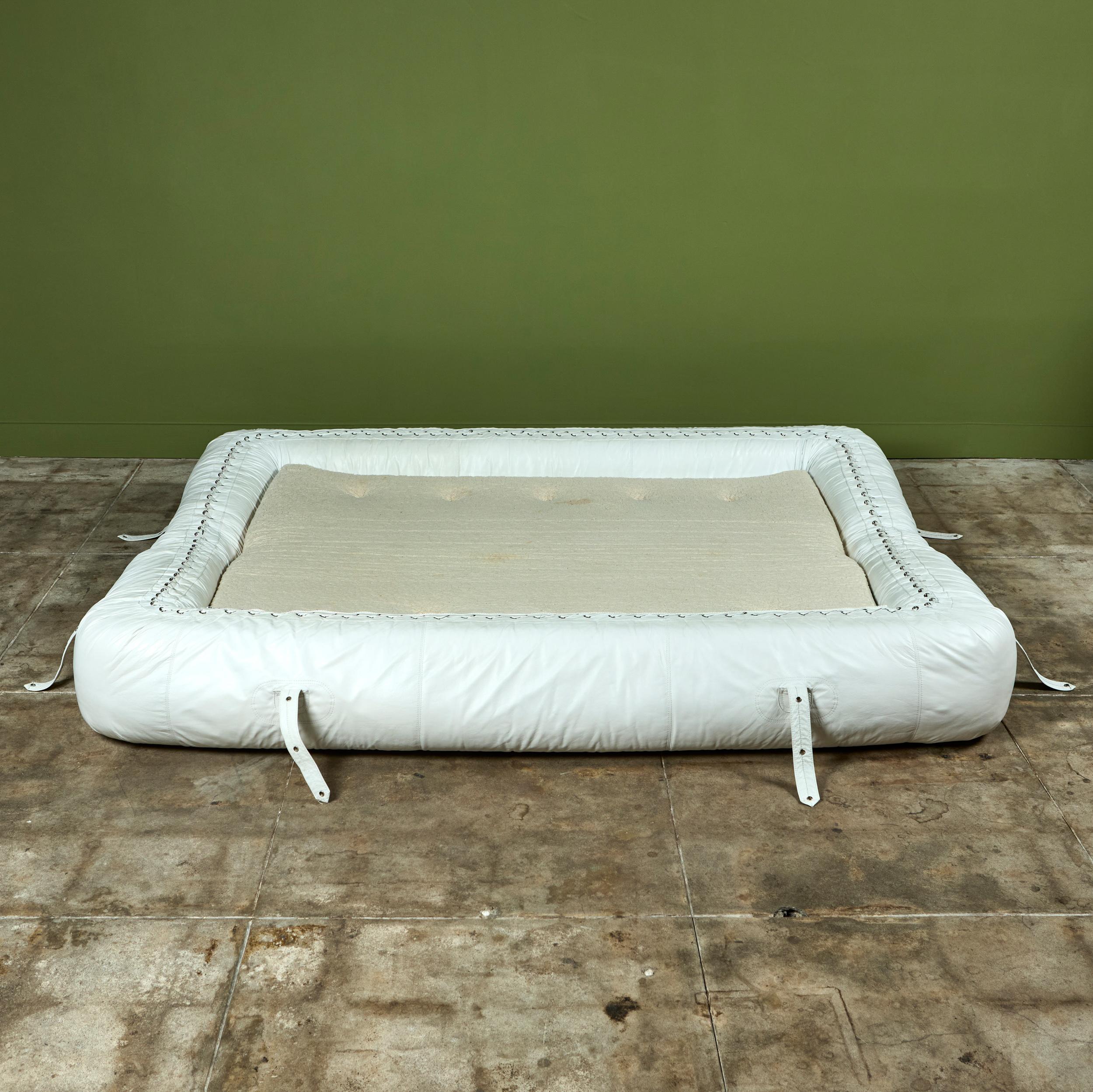 Divano in pelle Anfibio di Alessandro Becchi per Giovannetti Collezioni in vendita 3