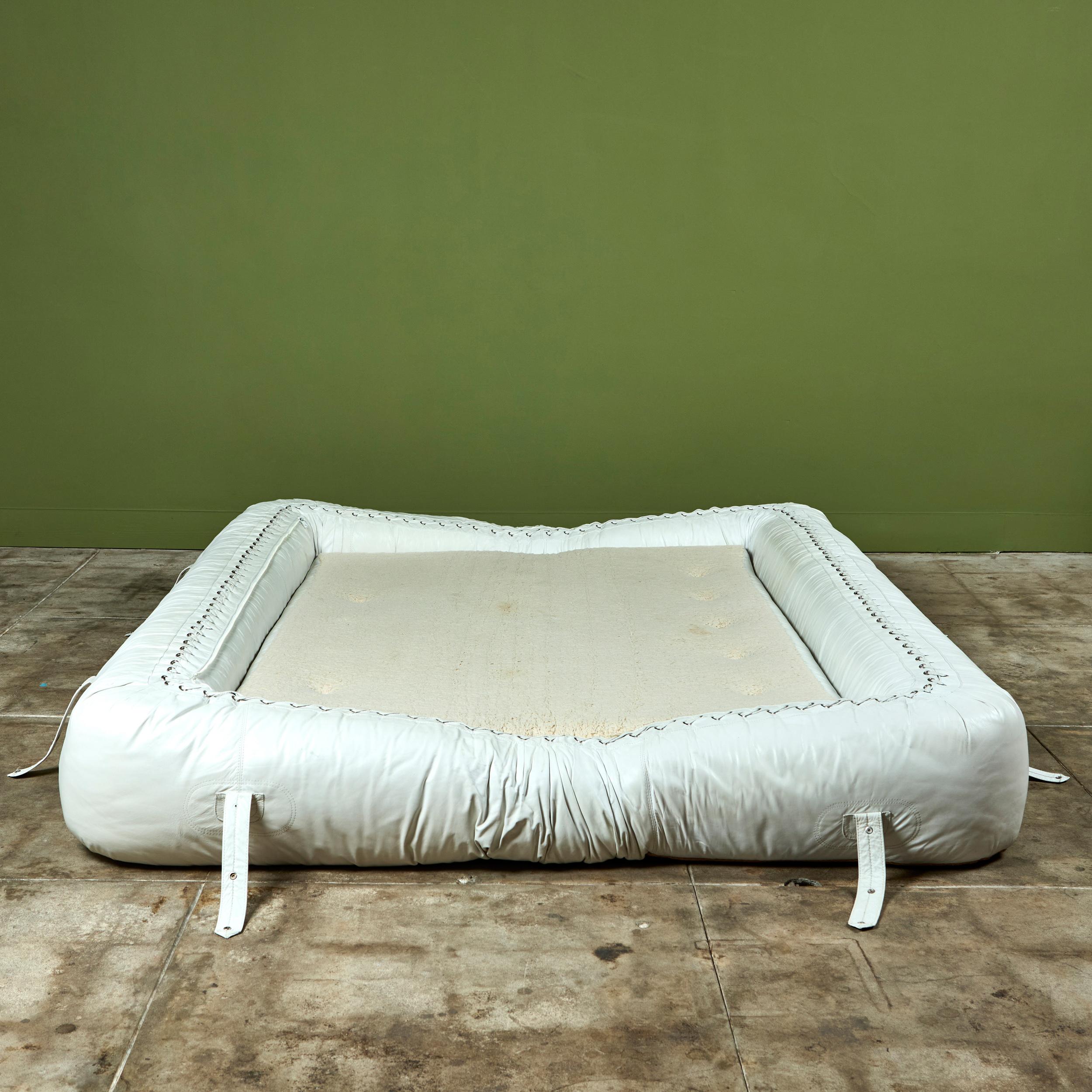 Divano in pelle Anfibio di Alessandro Becchi per Giovannetti Collezioni in vendita 5