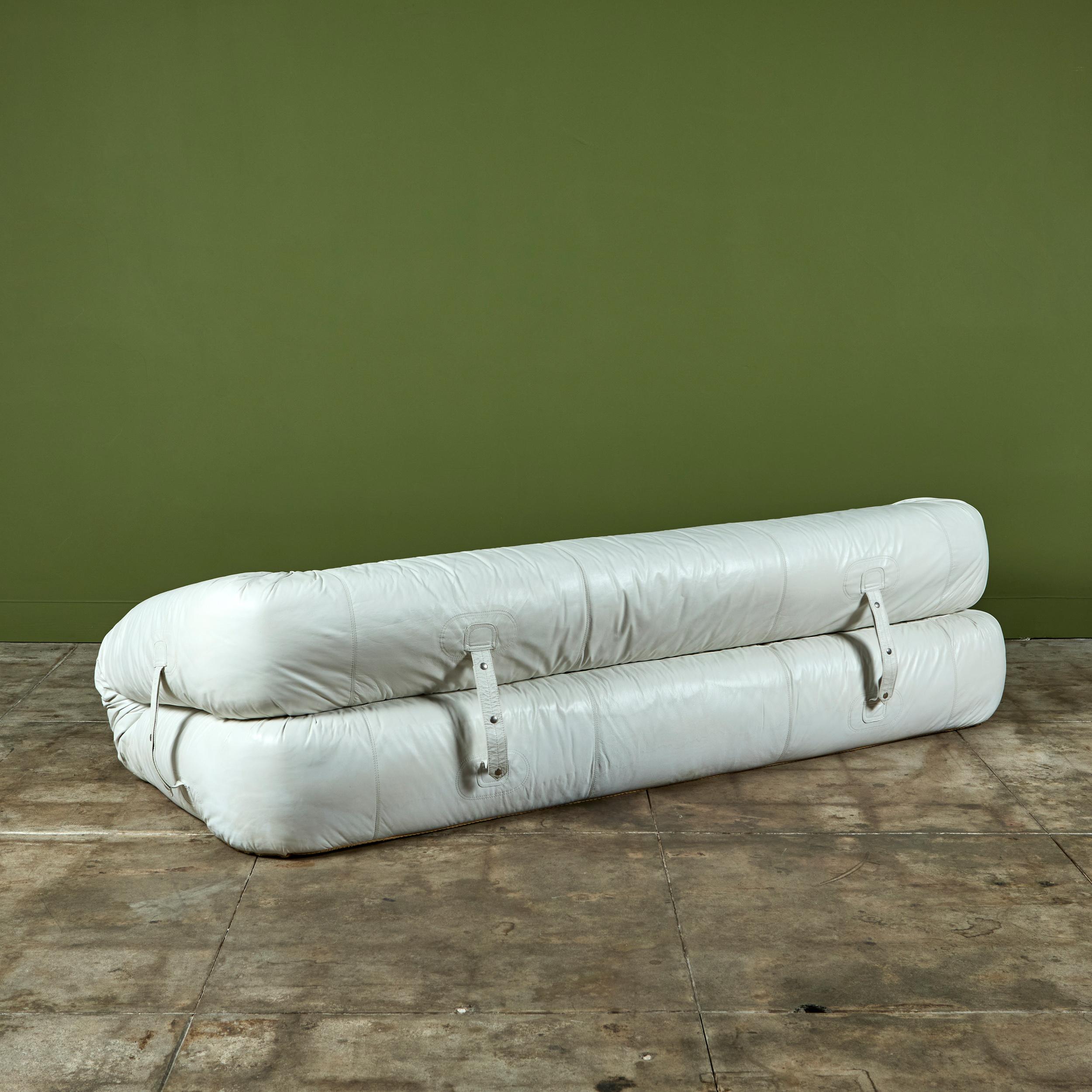 Mid-Century moderno Divano in pelle Anfibio di Alessandro Becchi per Giovannetti Collezioni in vendita