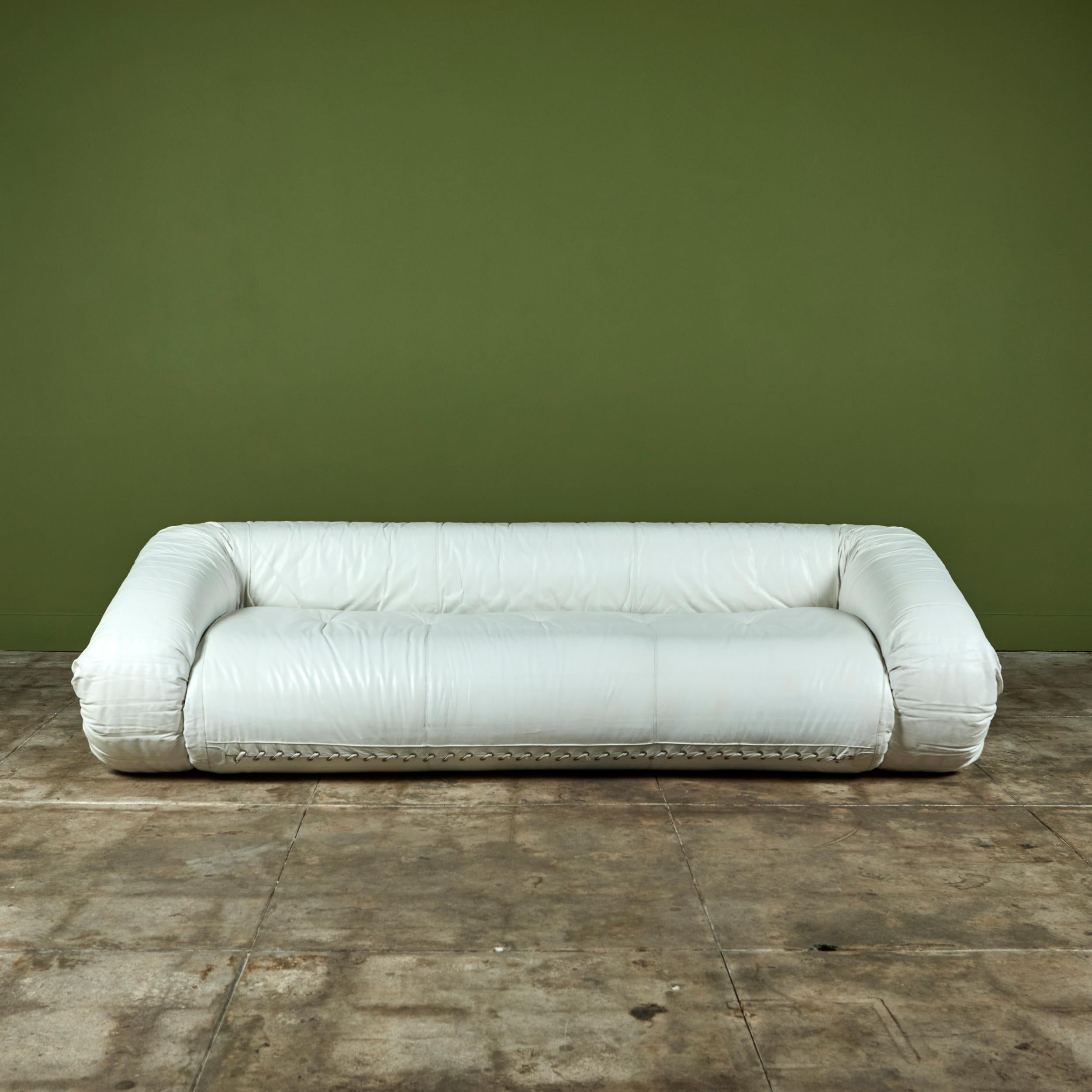 Italiano Divano in pelle Anfibio di Alessandro Becchi per Giovannetti Collezioni in vendita