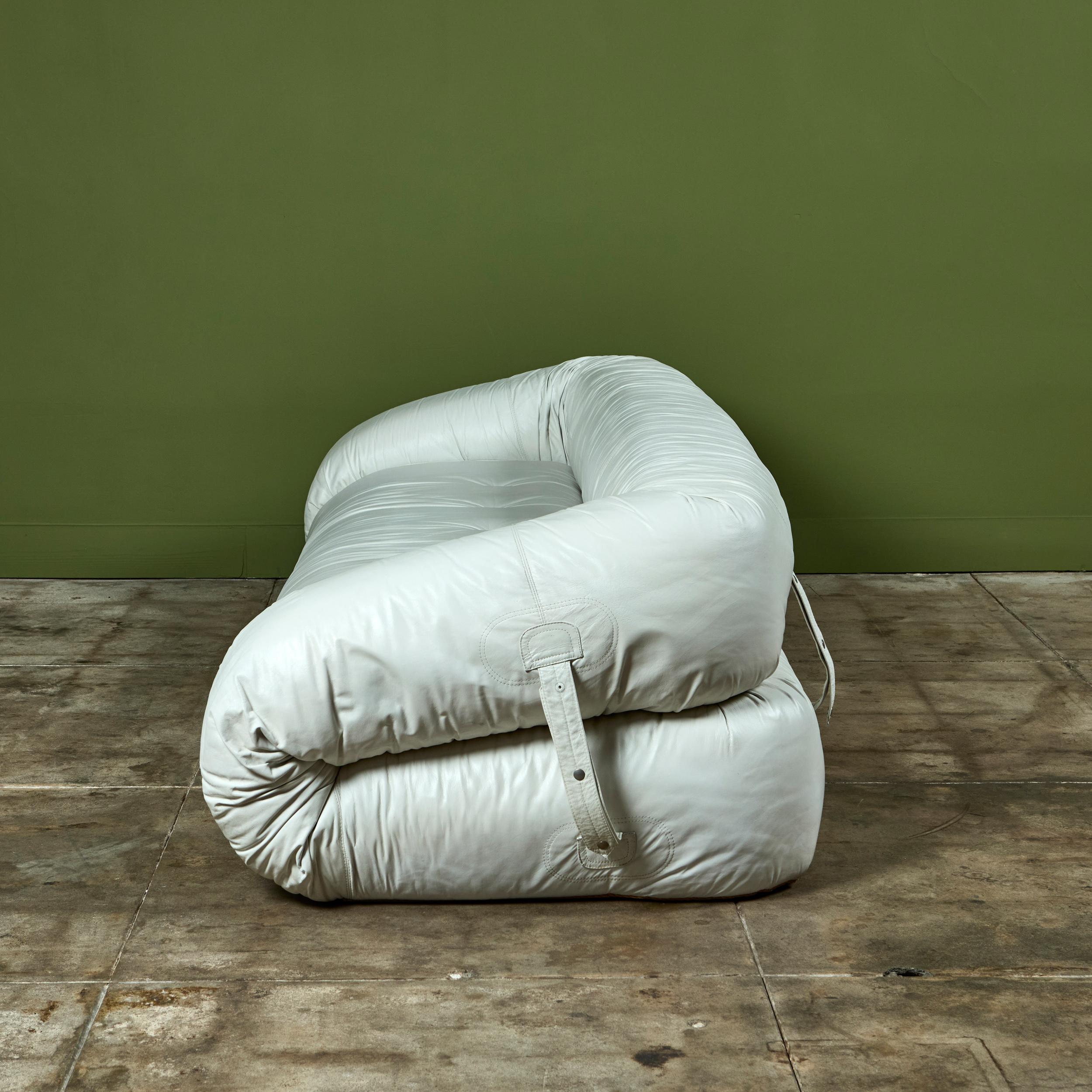 Fine XX secolo Divano in pelle Anfibio di Alessandro Becchi per Giovannetti Collezioni in vendita