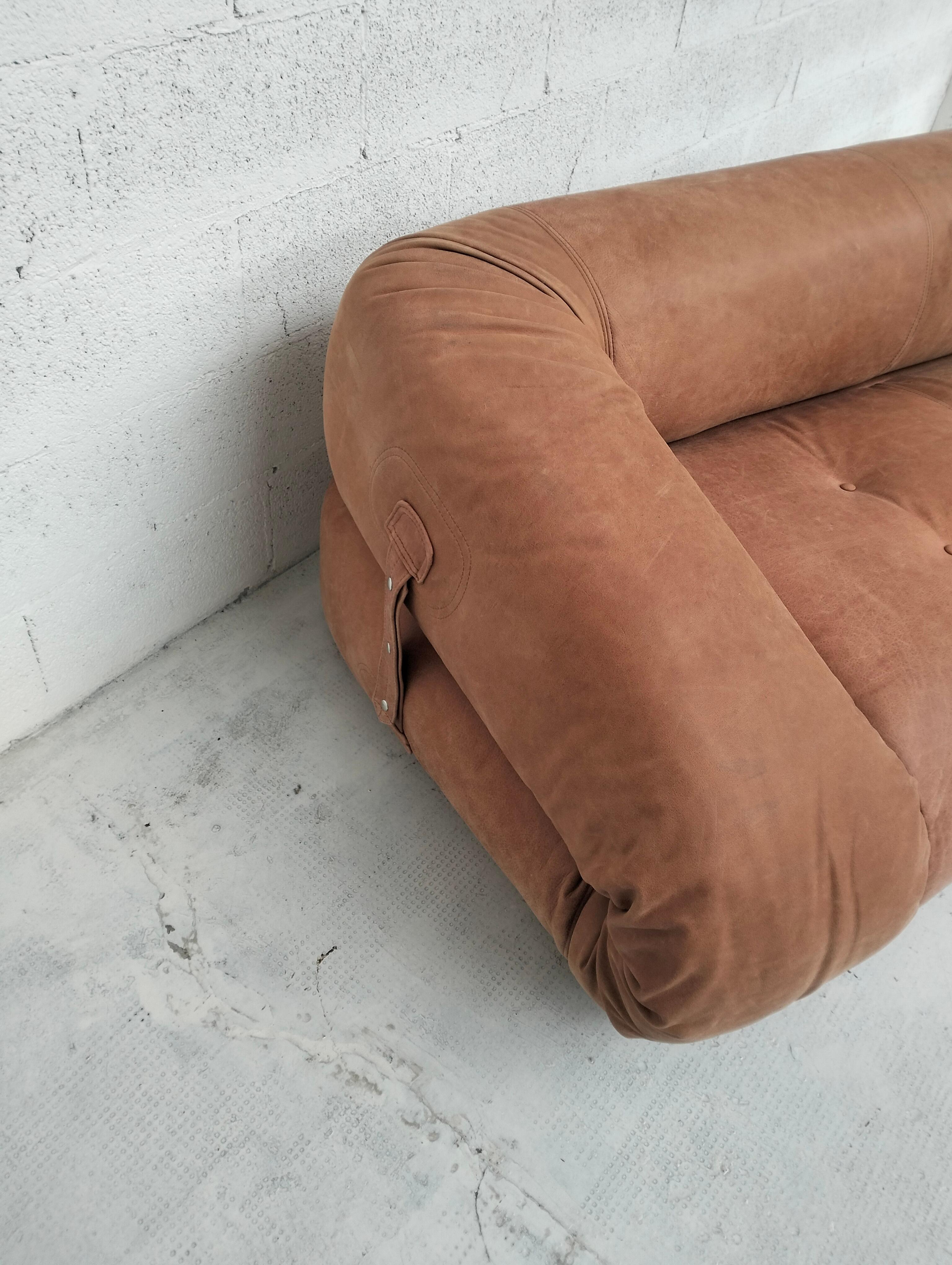 Anfibio, natural leather sofa by Alessandro Becchi for Giovannetti, Italy 1970s For Sale 3
