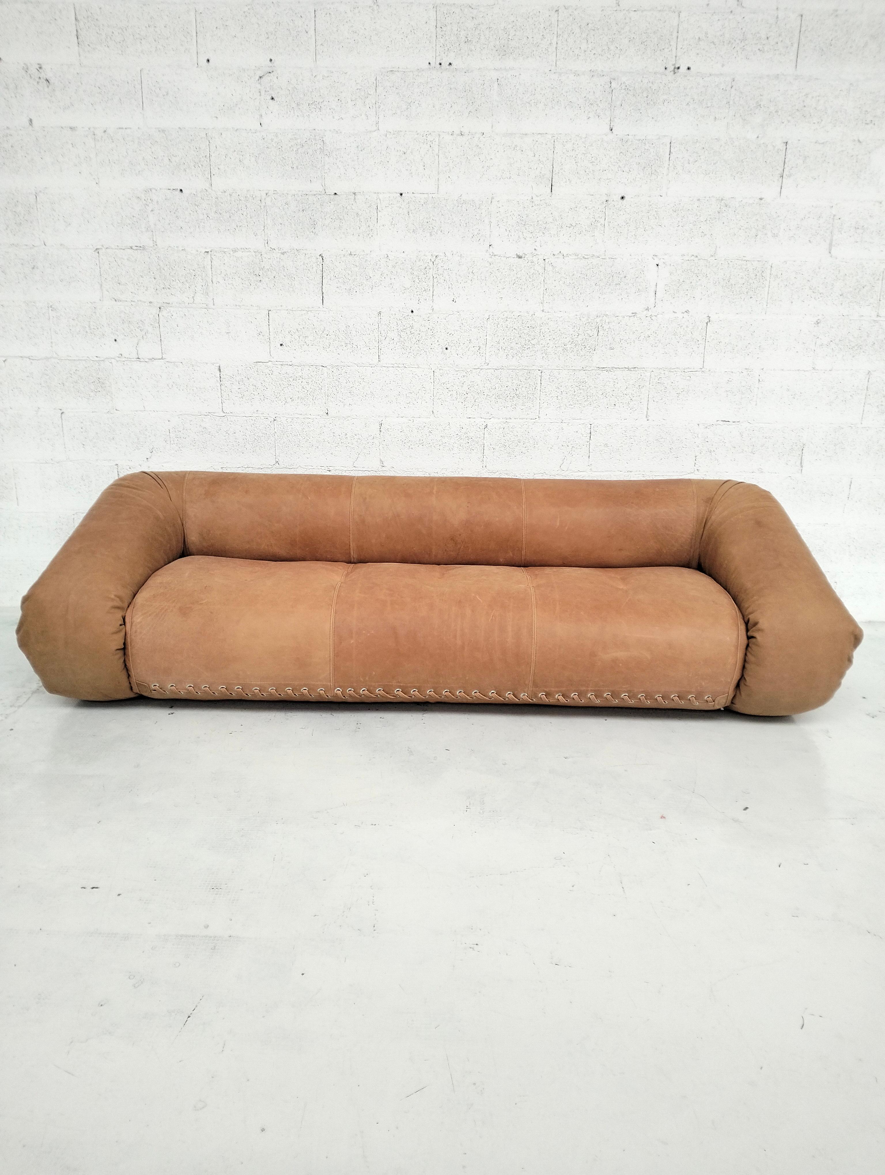 Mid-Century Modern Anfibio, natural leather sofa by Alessandro Becchi for Giovannetti, Italy 1970s