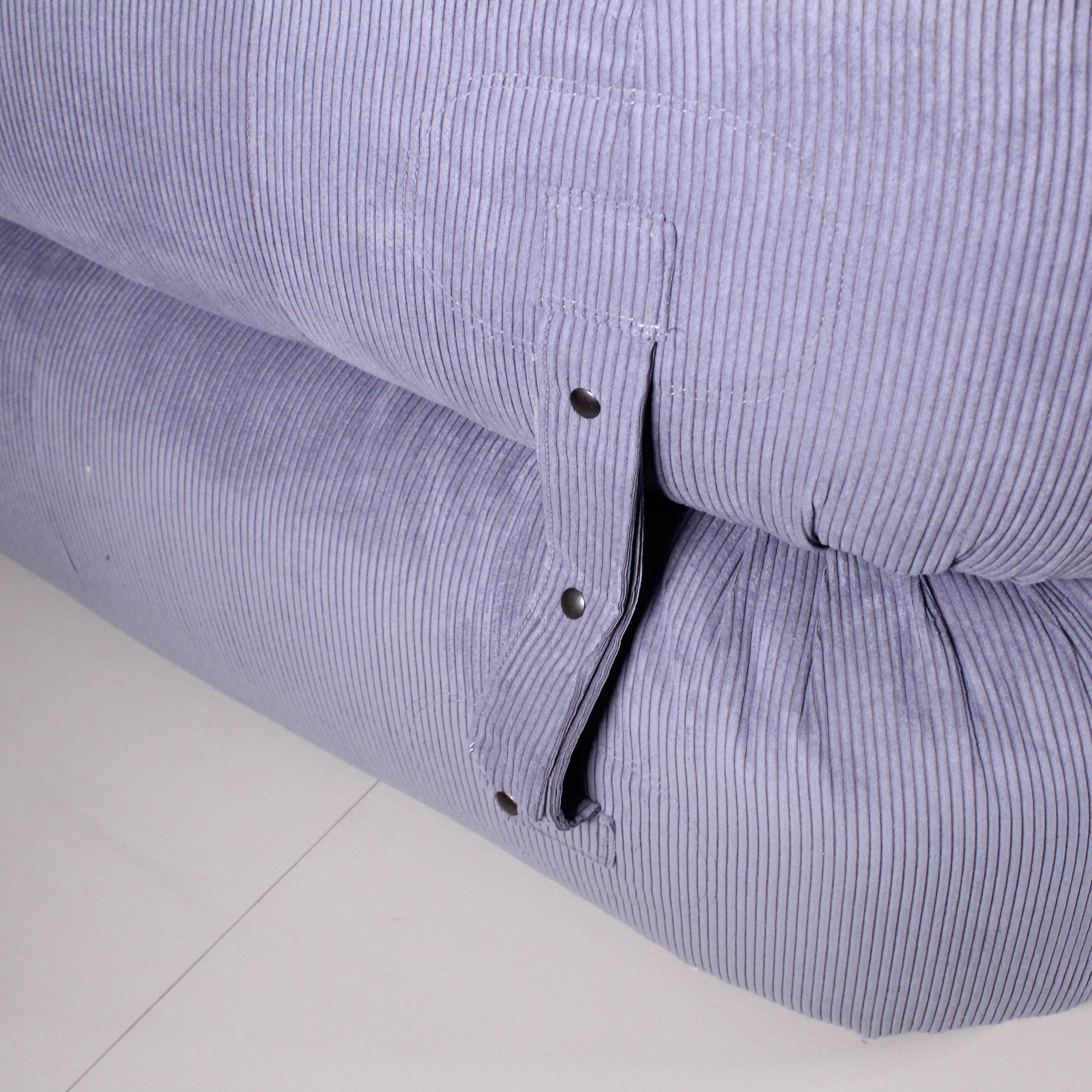 Anfibio sofa, Alessandro Becchi, Giovannetti, reupholstered For Sale 5